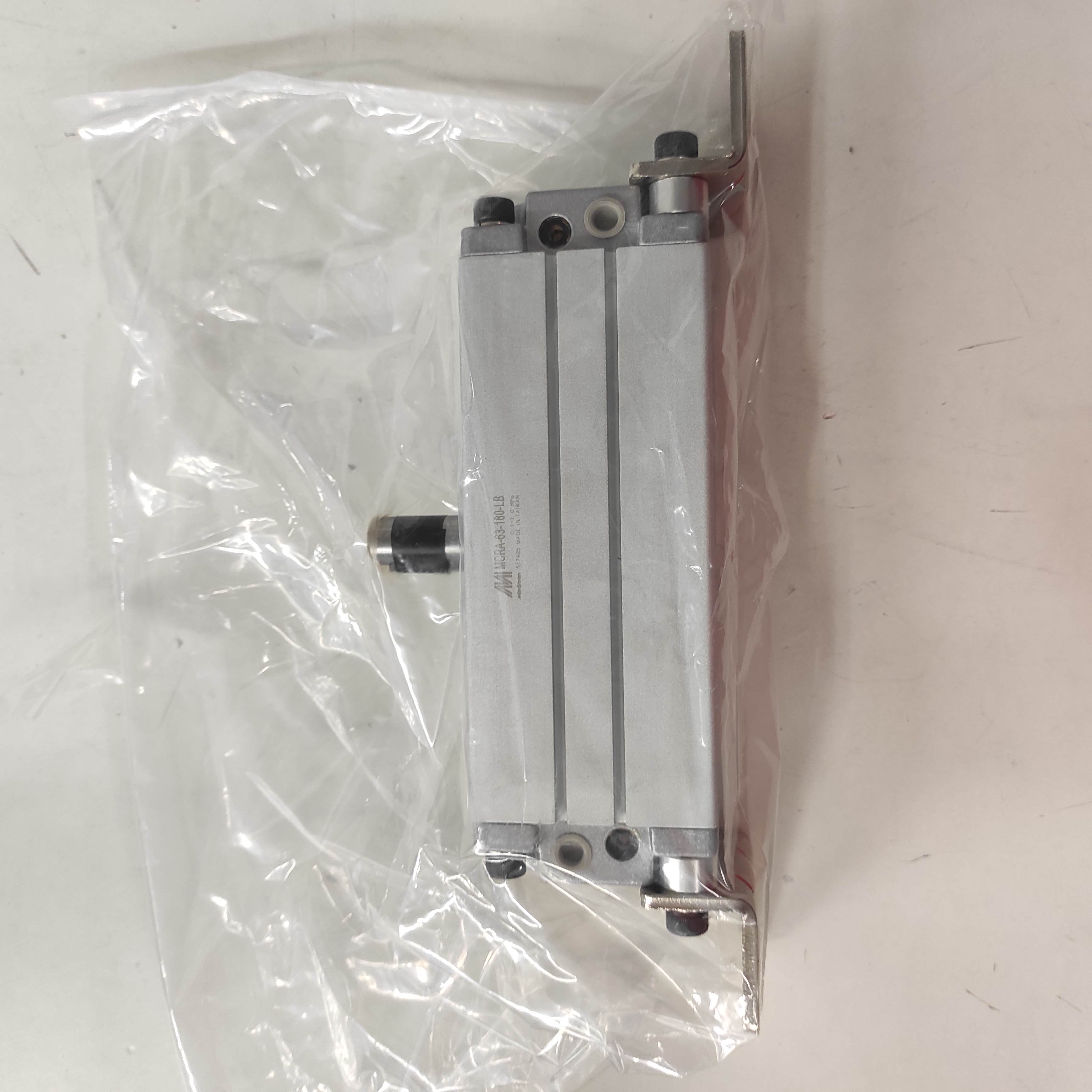 MCRA-63-180-LB
