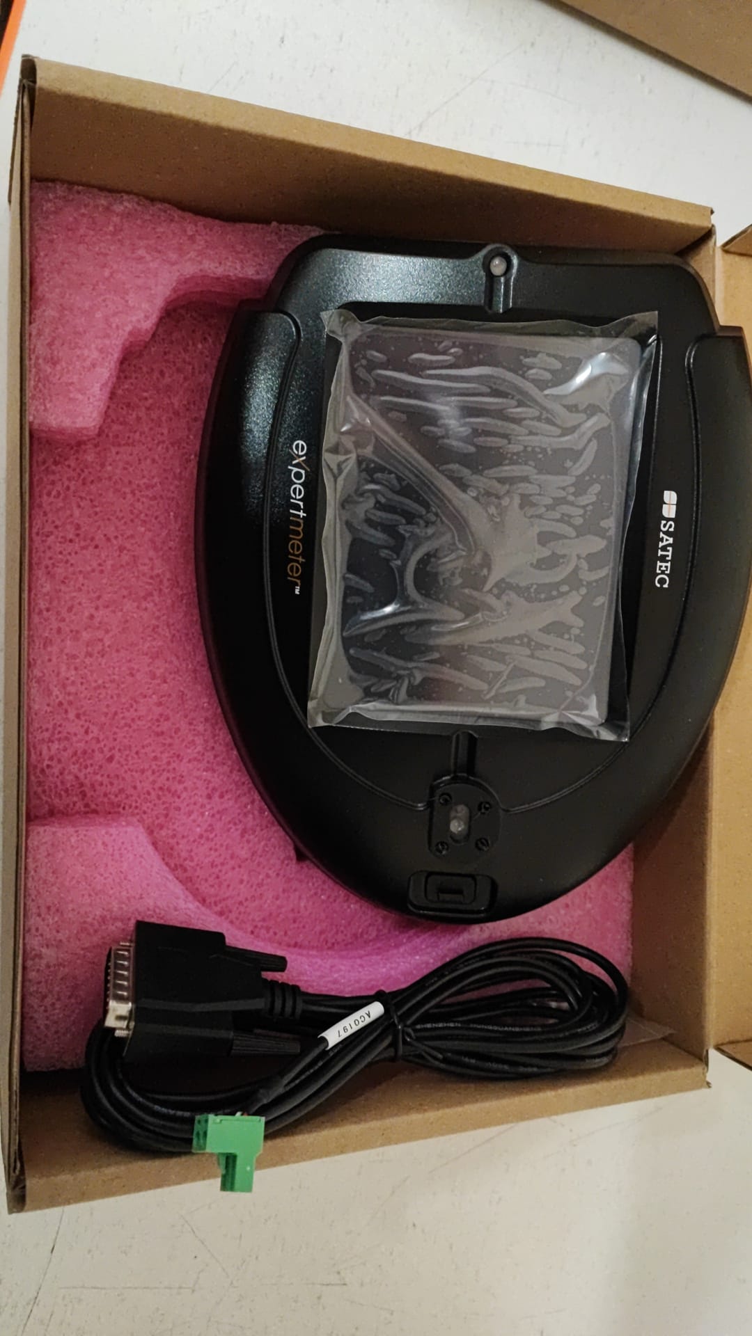 PM180-D.DIN-U-1*-50HZ-E-ACDC-TXFX.180-B21DC.1 80