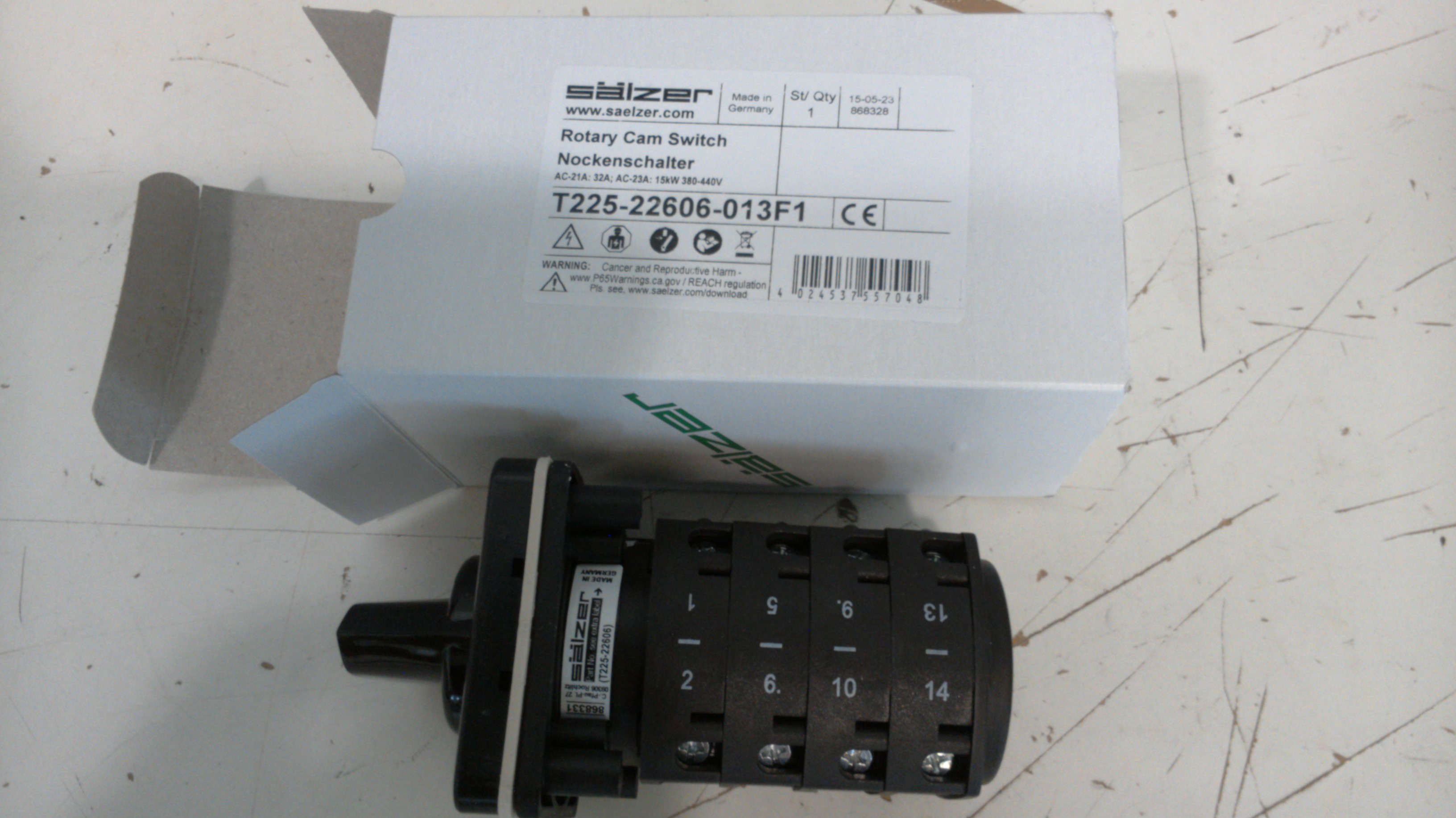 T22522606-013F1
