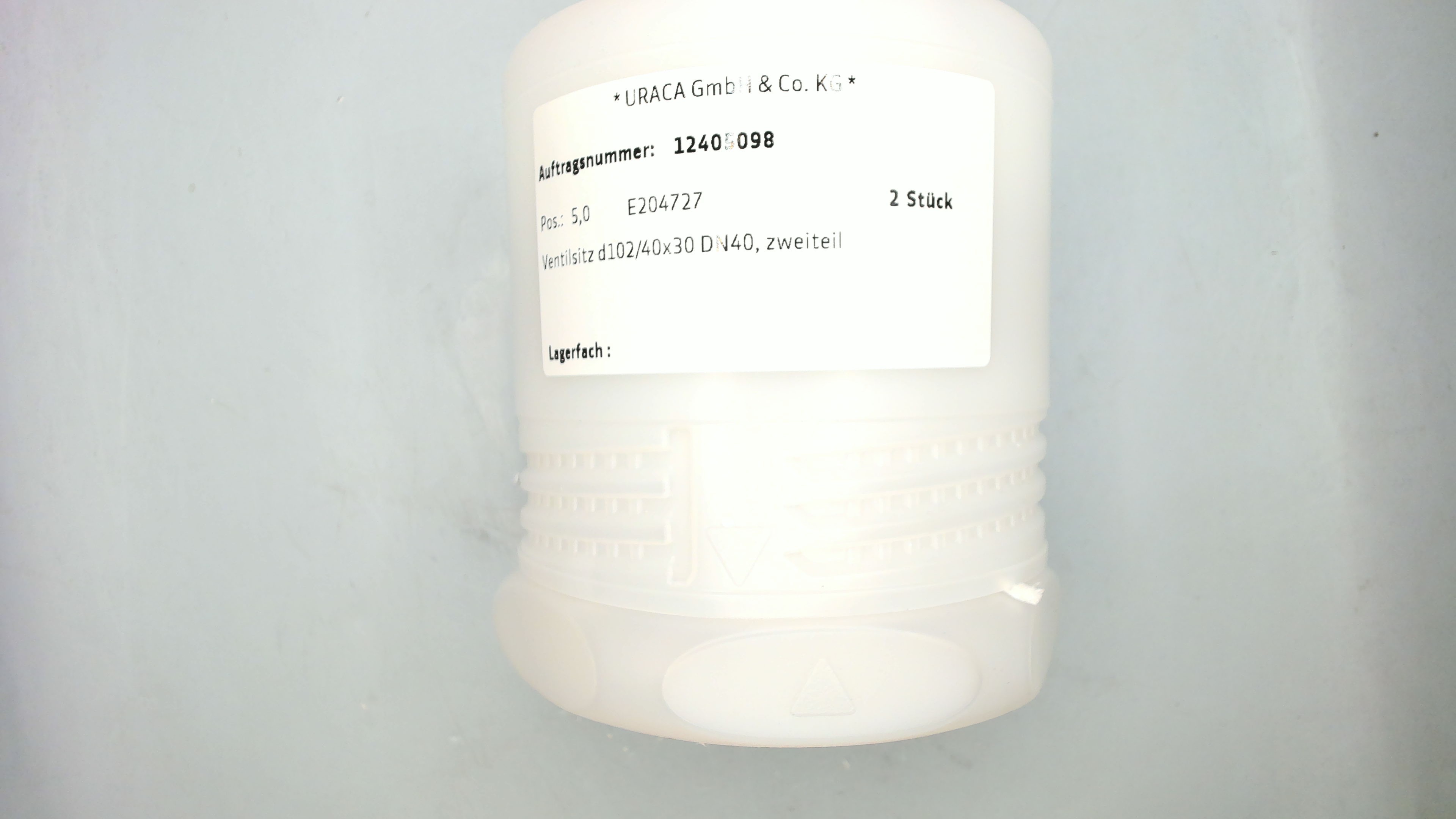 E204727