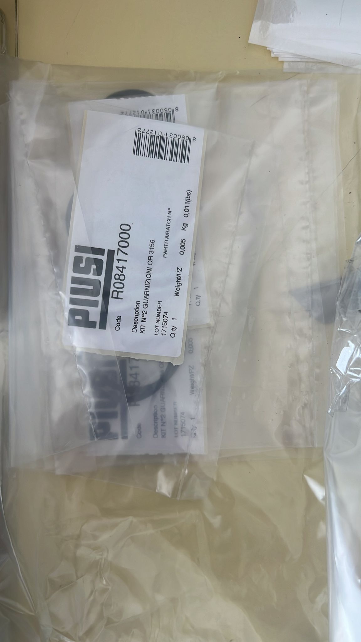 R08417000