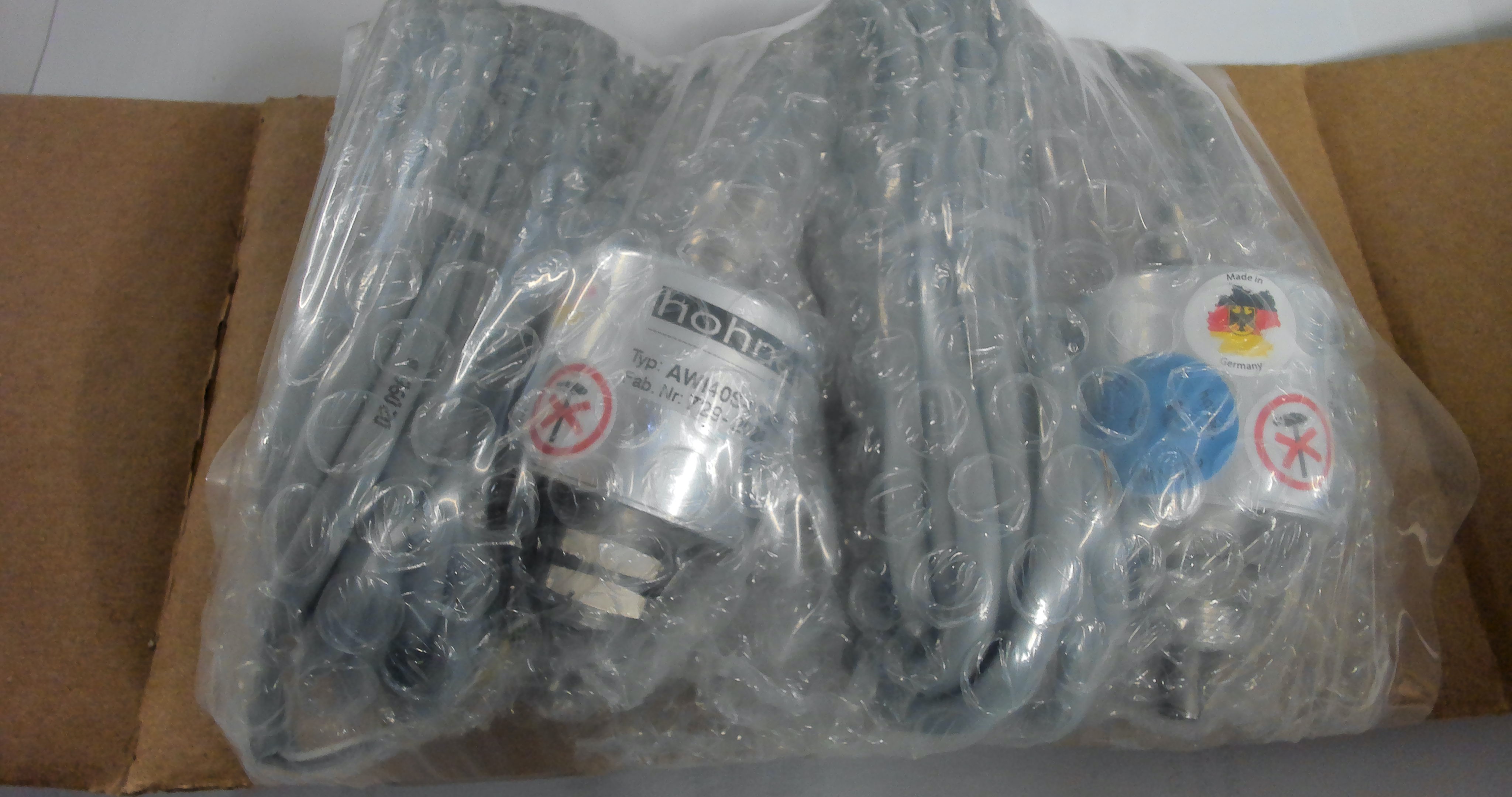 AWI40S-063A001-360