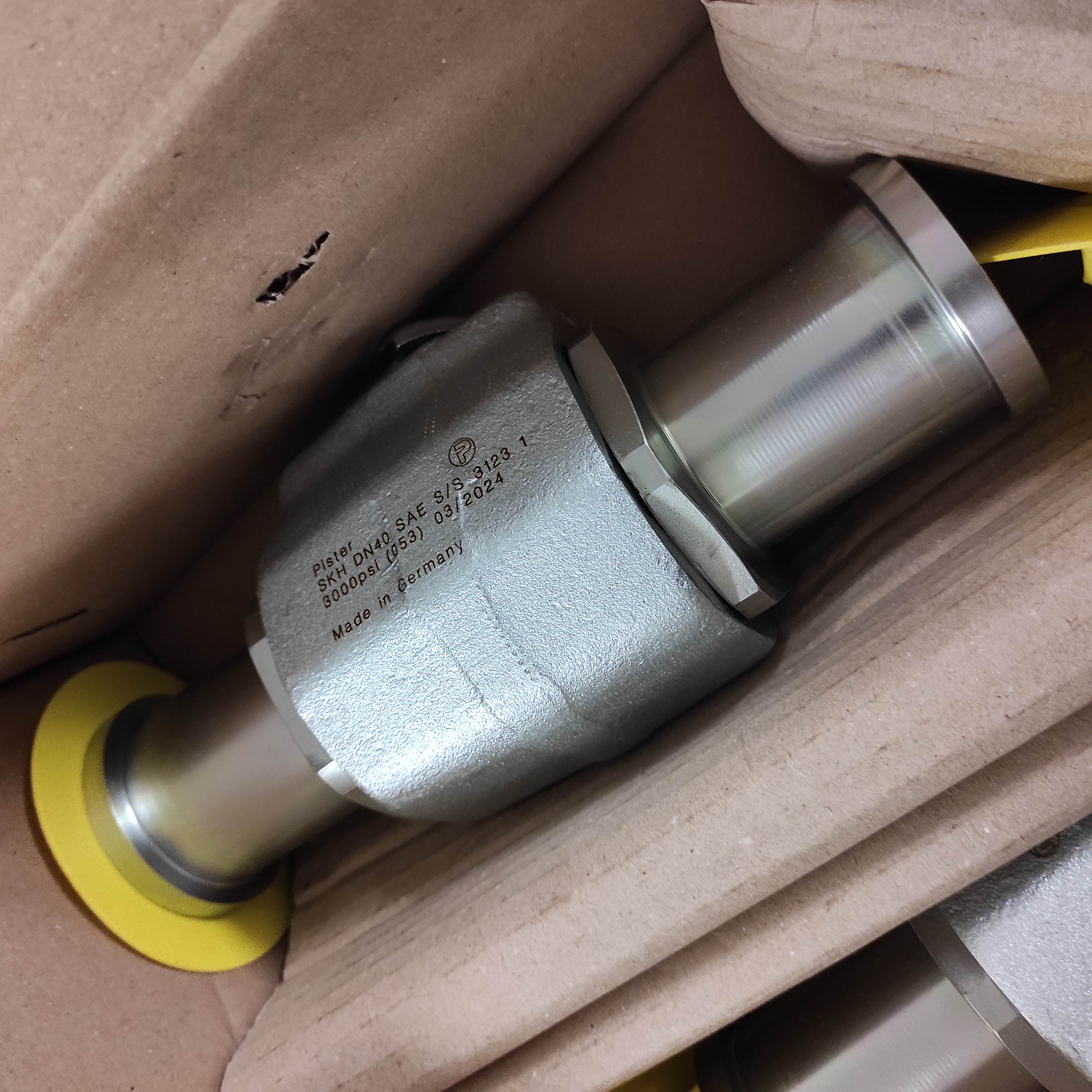 SKH DN40 SAE 3000psi S/S 3123 1 / 550-040-053