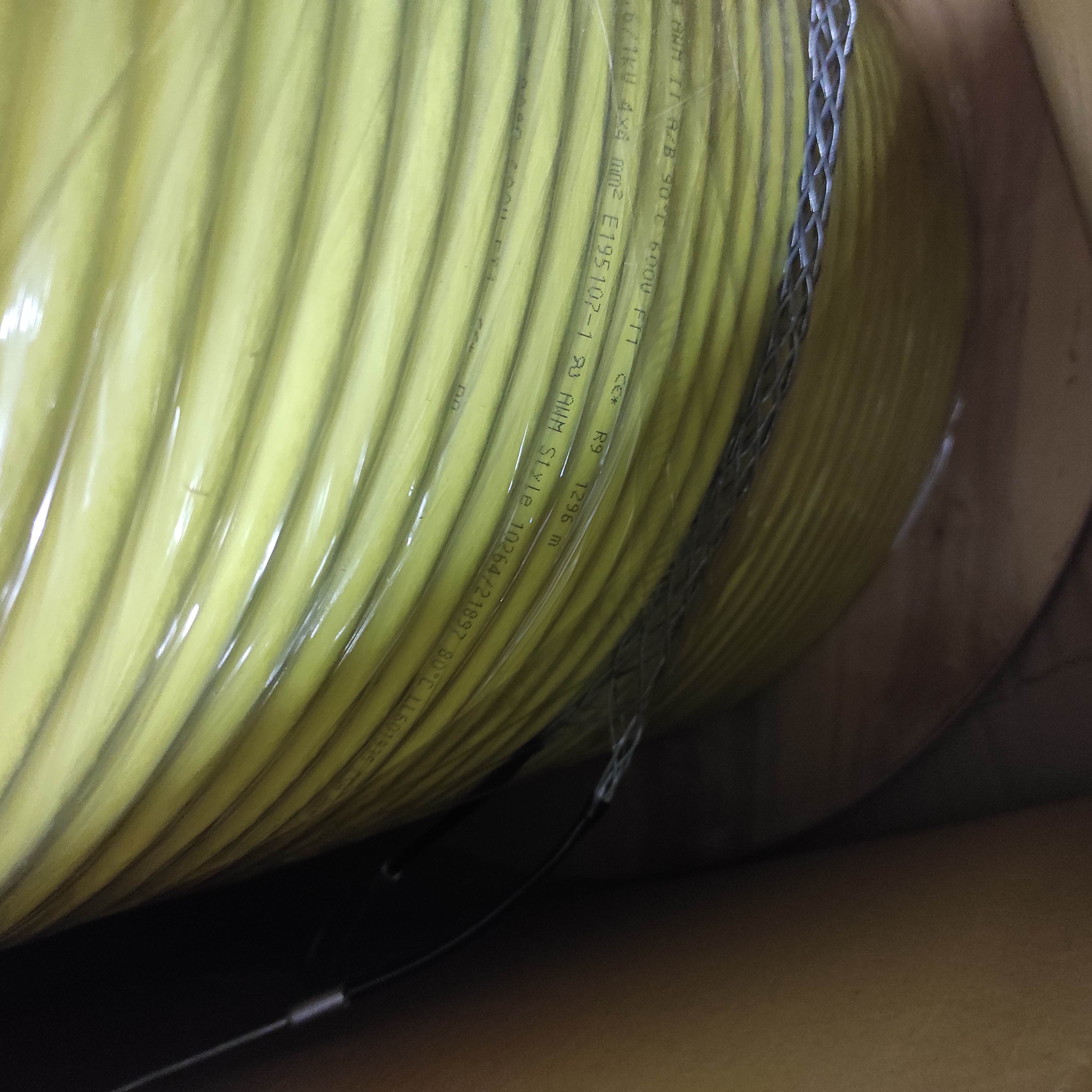 711000009 - Galvanised cable support stocking with 2 loops