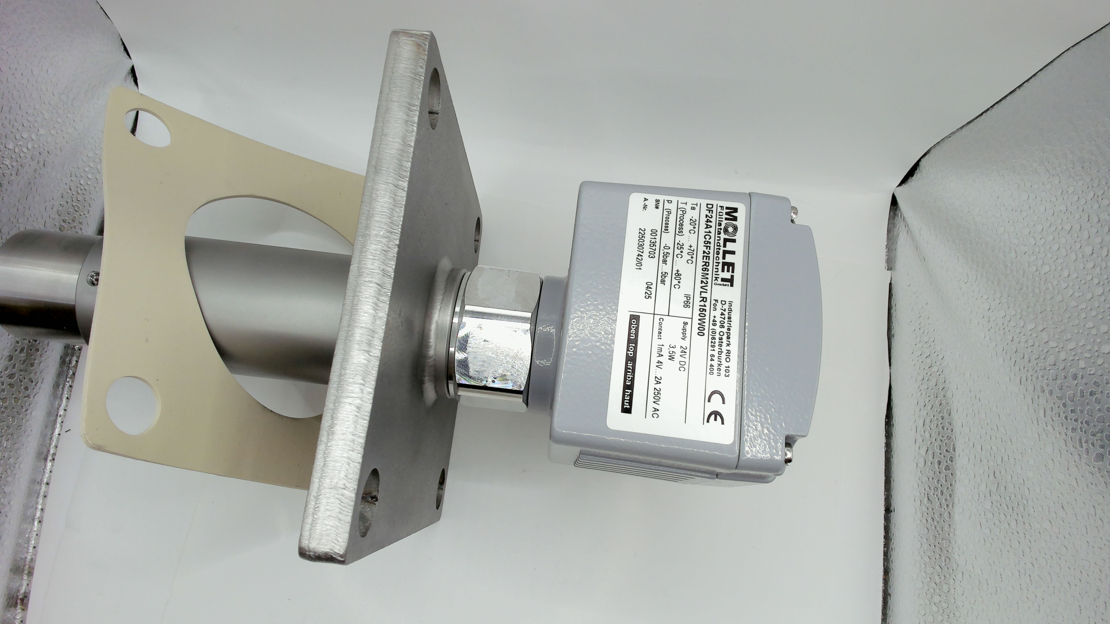 DF24A1C5F2ER6M2VLR150W00