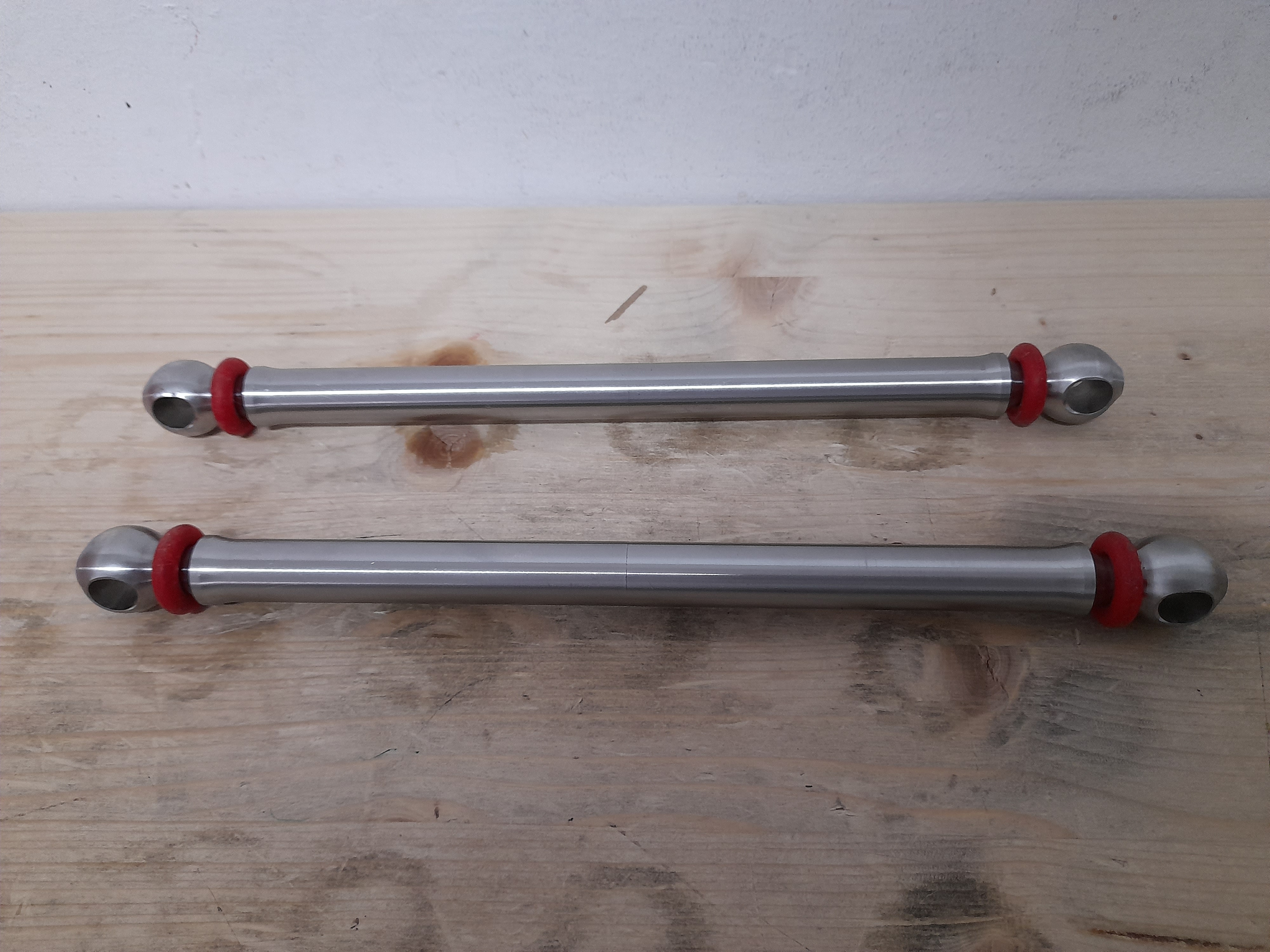 Universal rods RS-41 (pos.16)