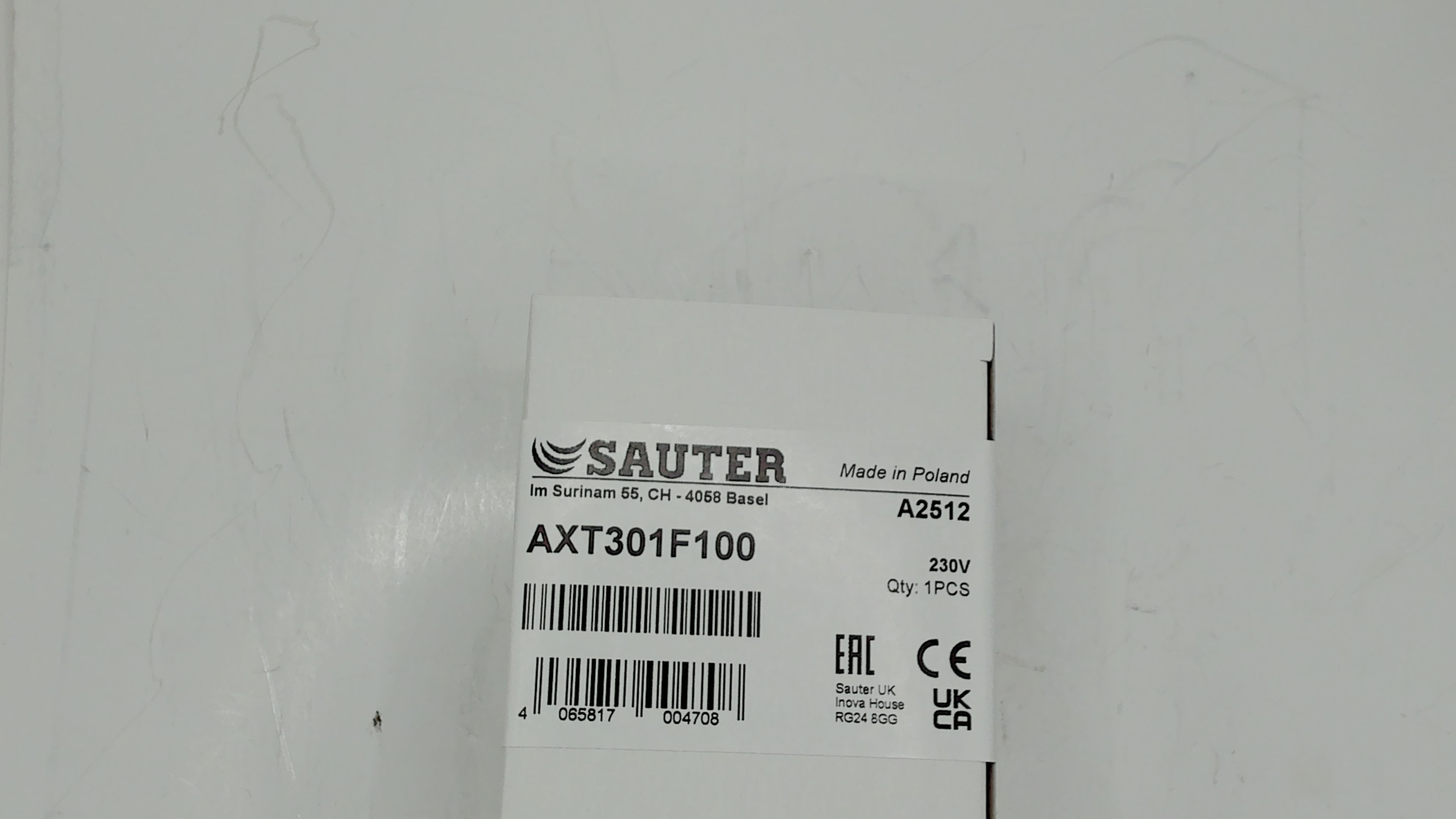AXT301F100