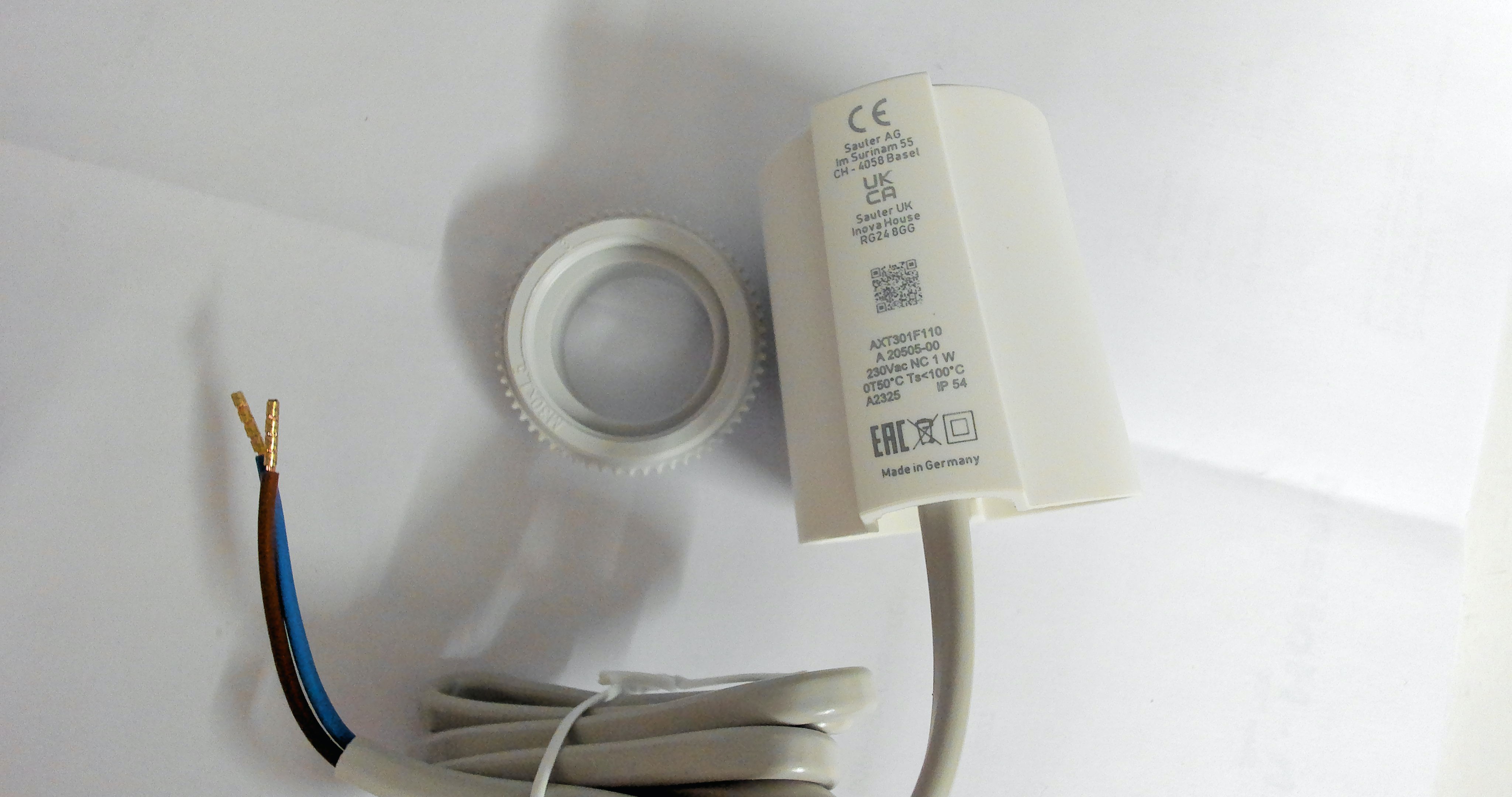 AXT301F110