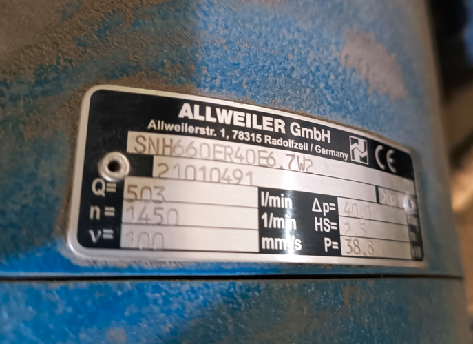SNH660ER40E6.7W2