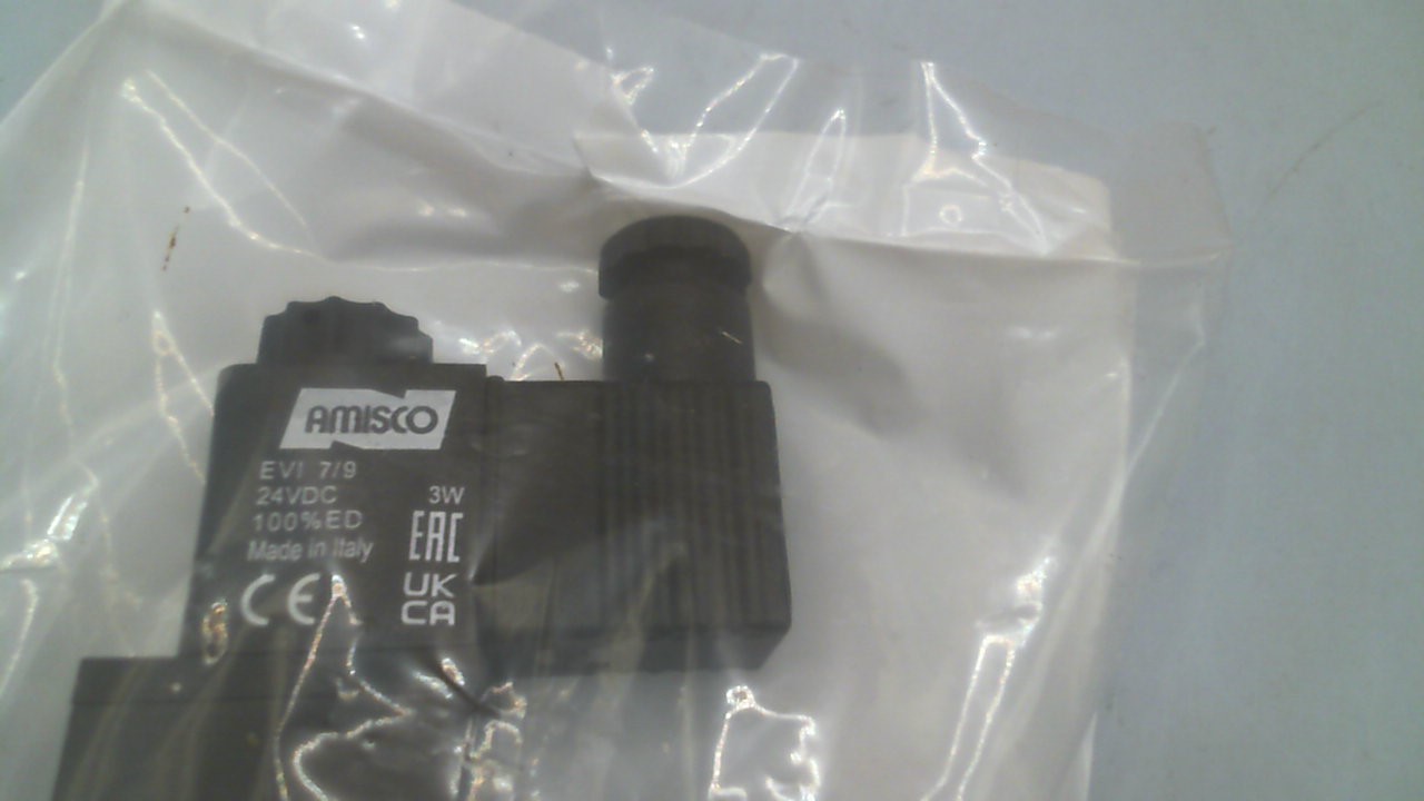 G8 - Appliance plug