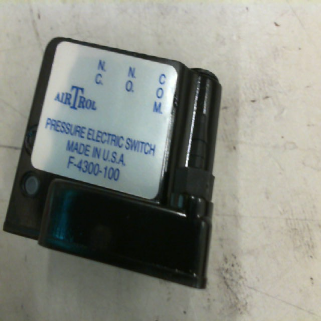 F-4300-100-FM-B80