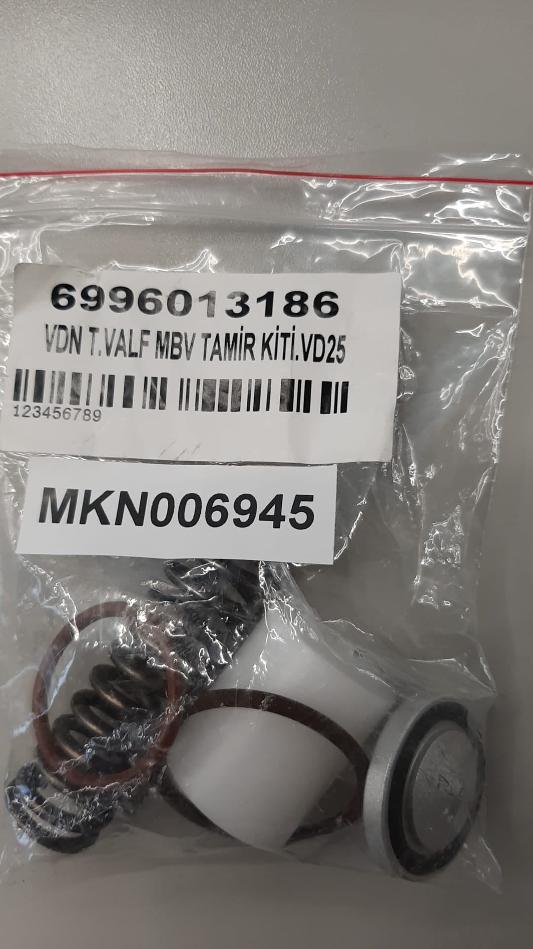 6996 0131 86