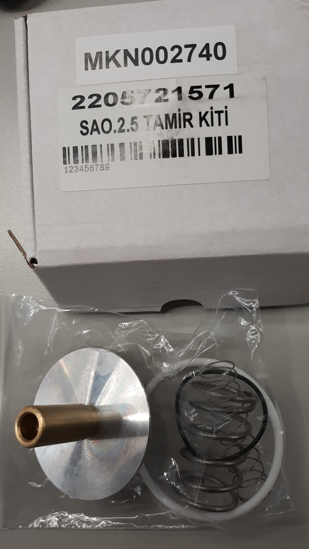 MKN002740