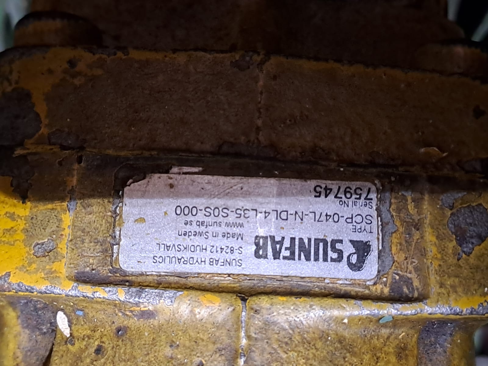 S-82412 serial number: 759745