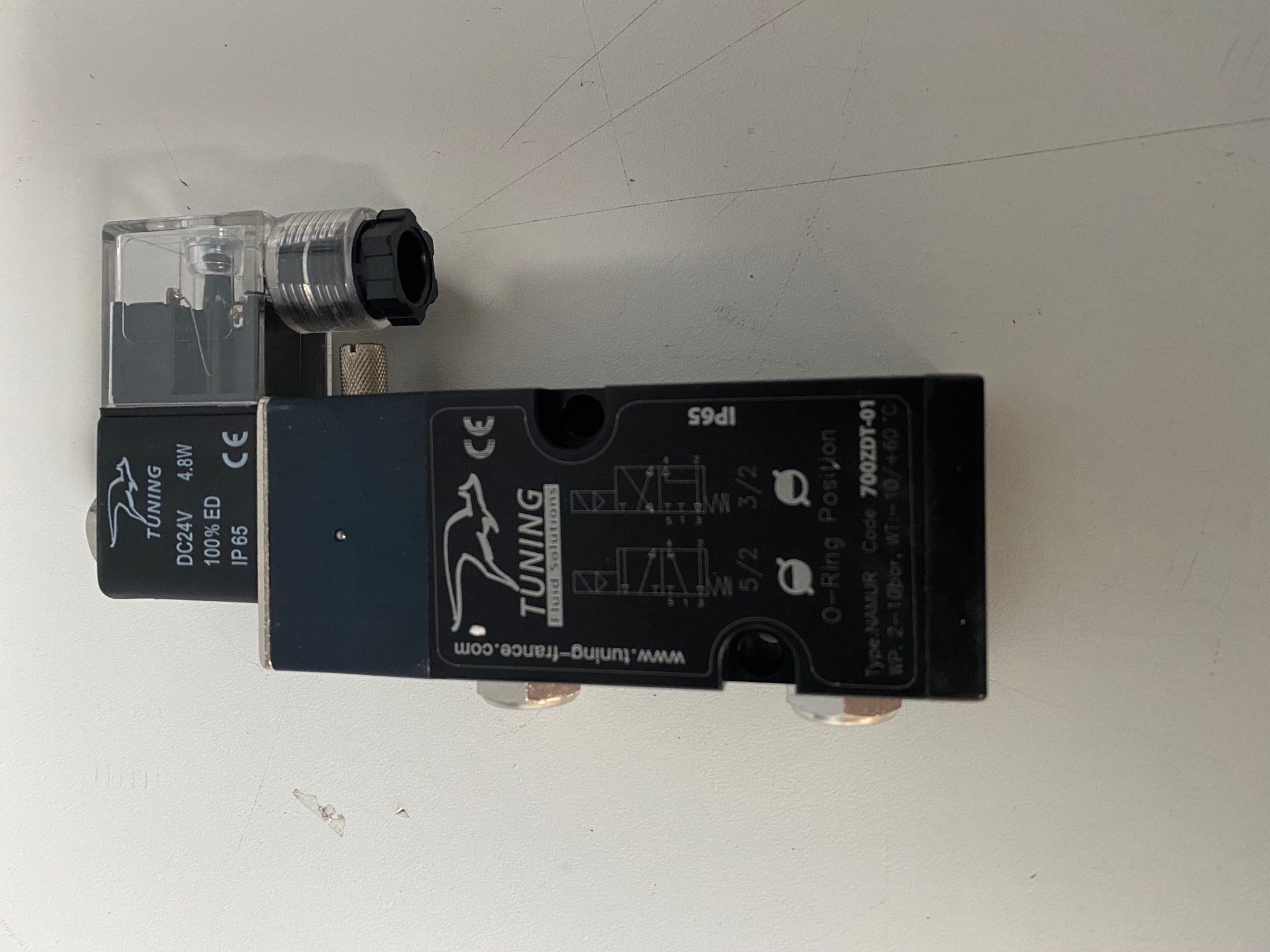 700ZDT00C2401