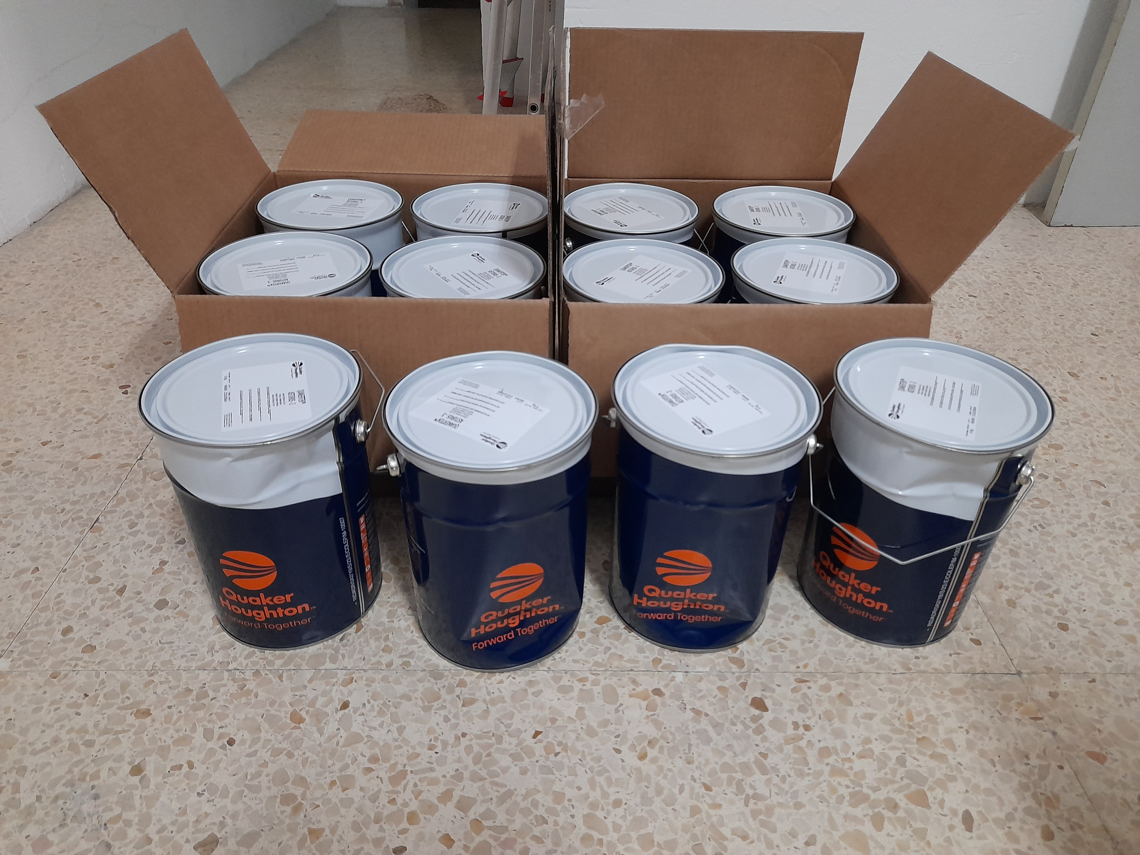 23102604 / ASTURUS - 3 / BOX 4 X 5 KG