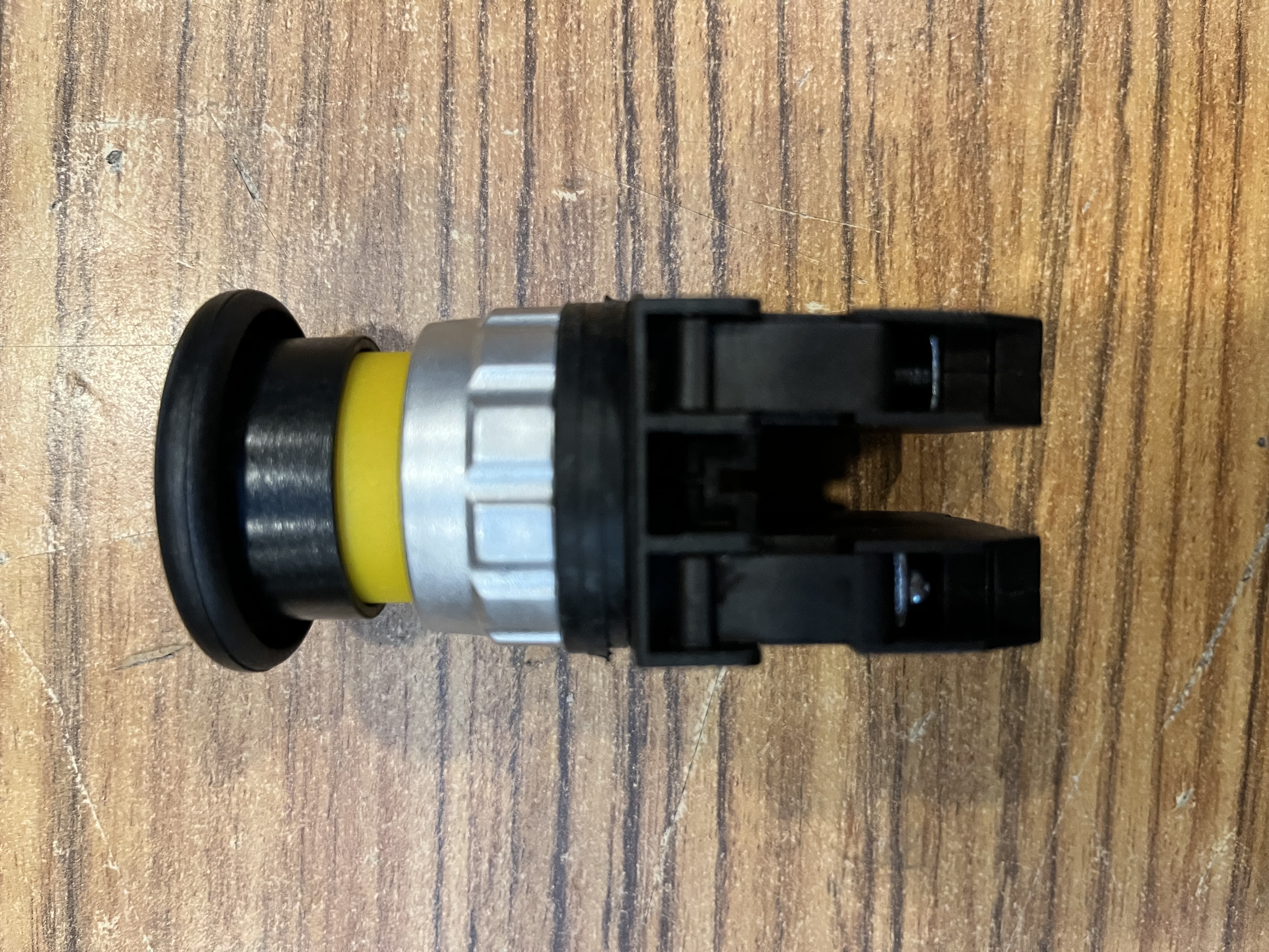 H102MH