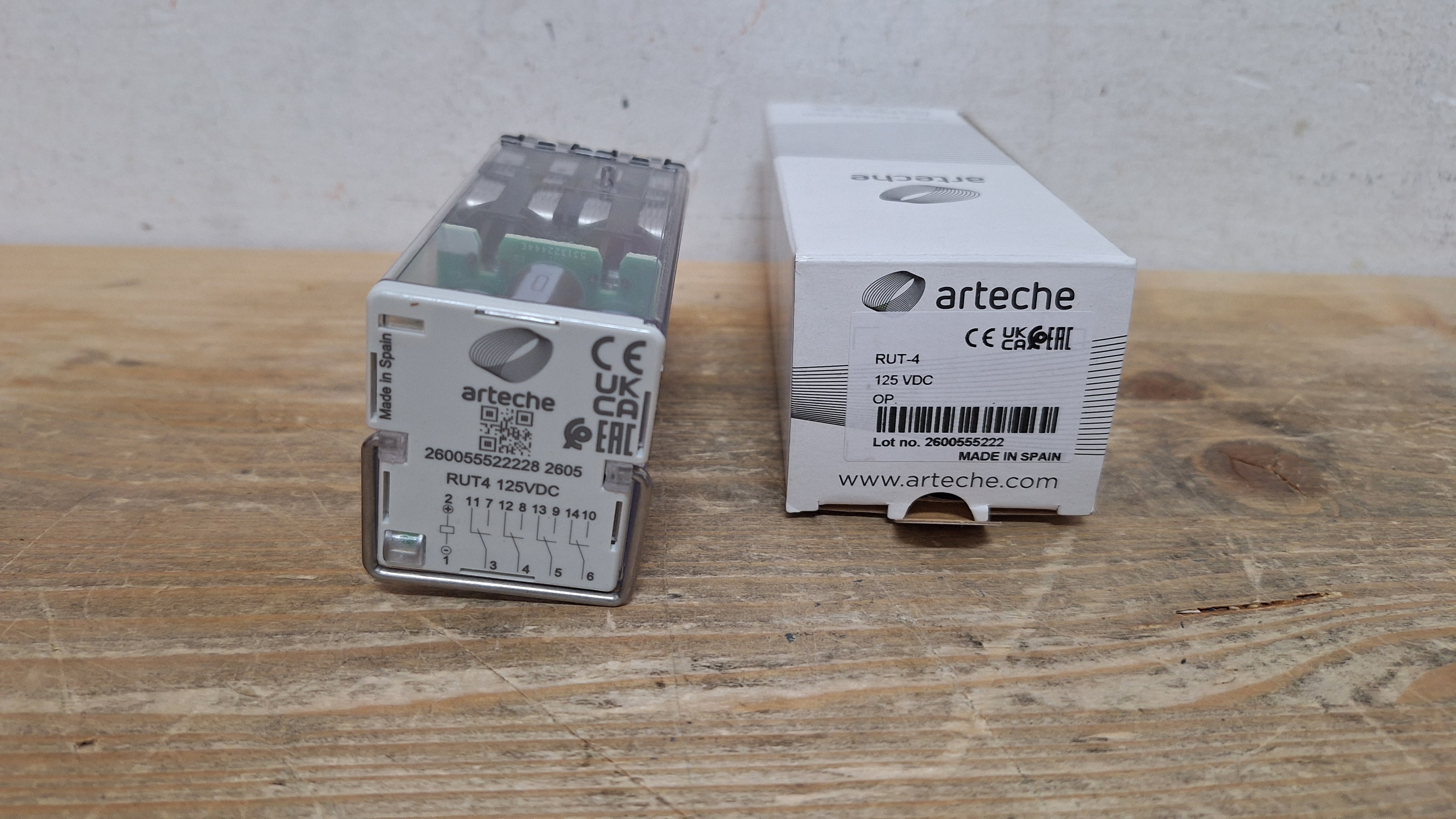 708600028 / RUT-4 125 VDC OP