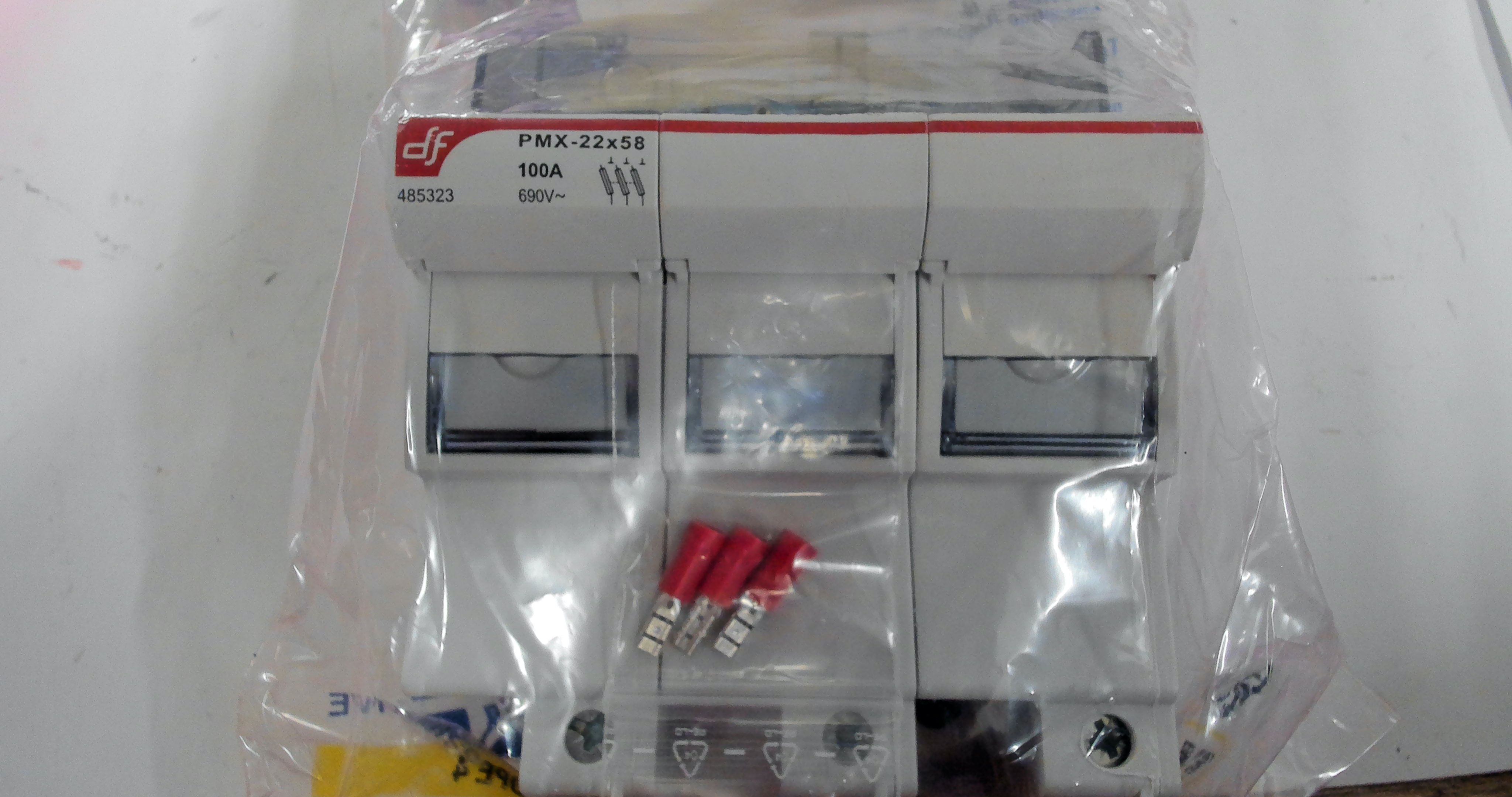PMX 22x58 No.485323 100A 690V