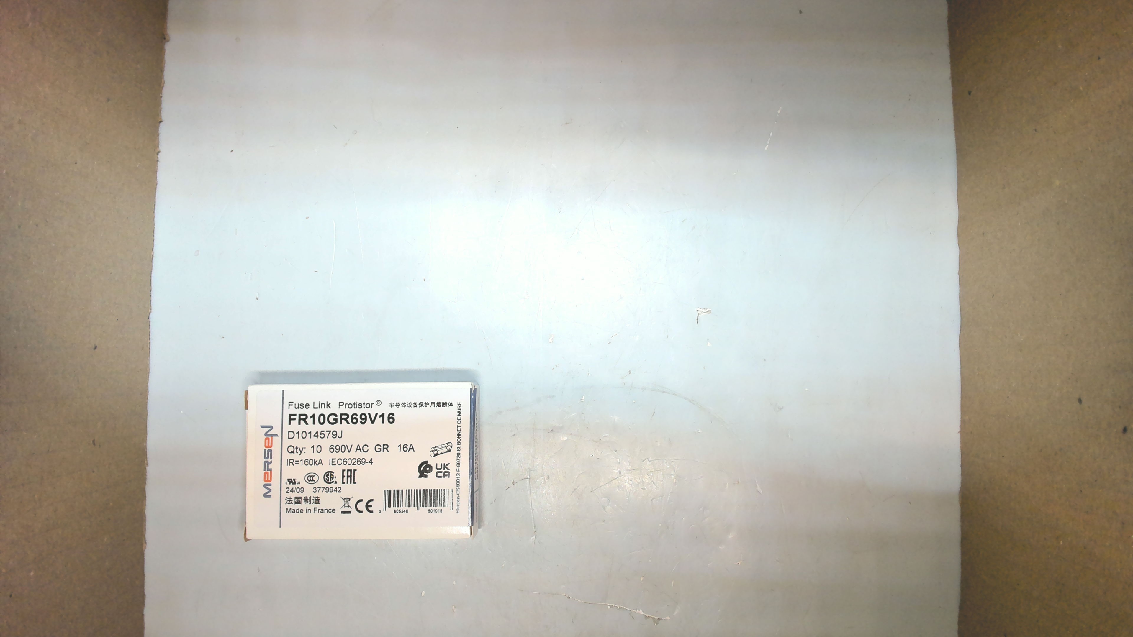D1014579 / FR10GR69V16