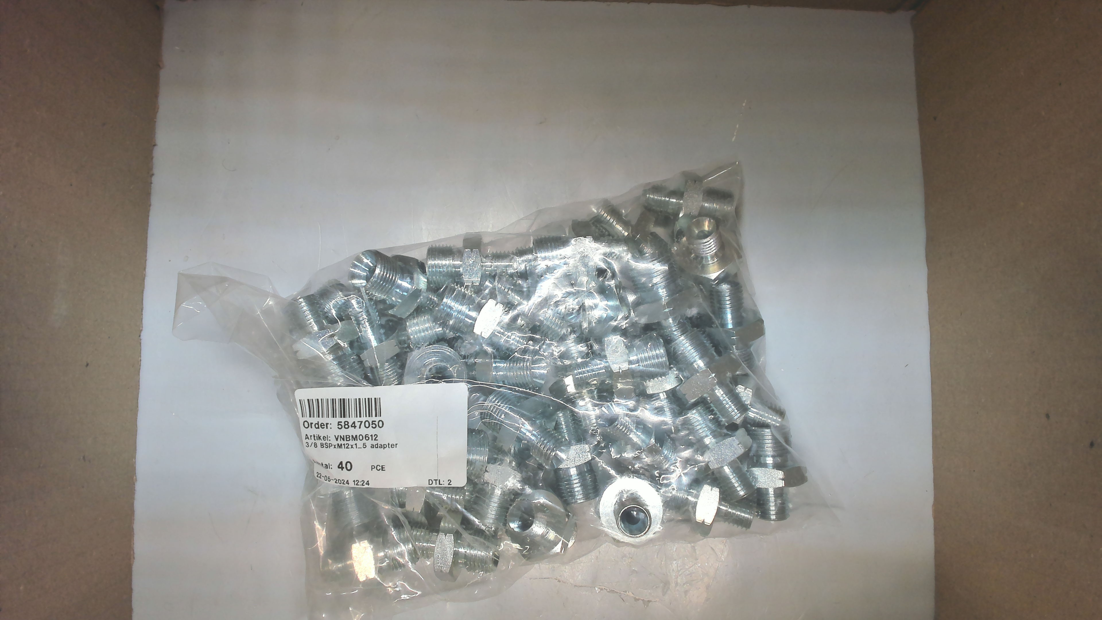 3/8 BSPxM12x1,5