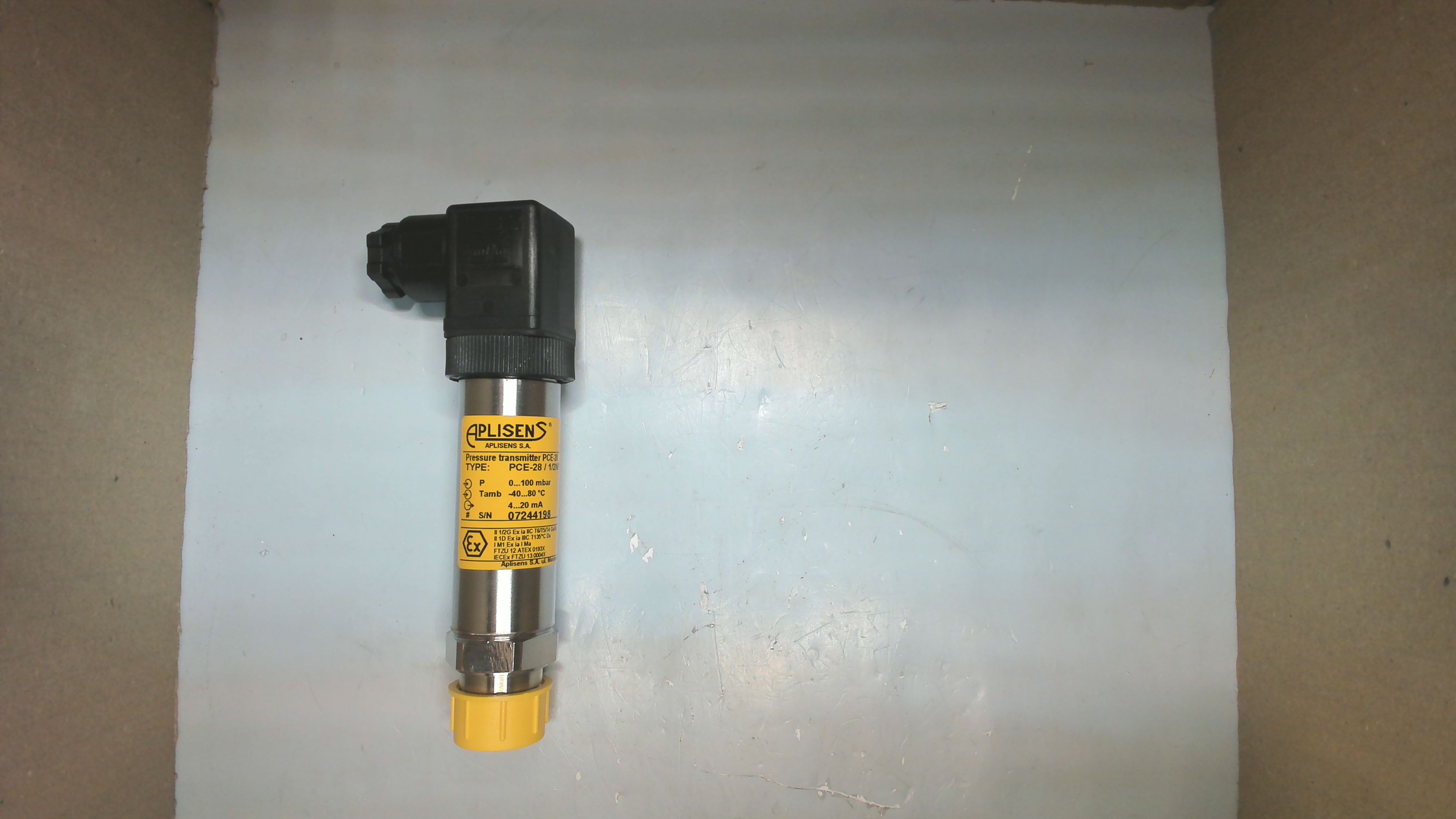 PCE-28 - PCE-28/Exia/0...100mbar/1/2"NPTM