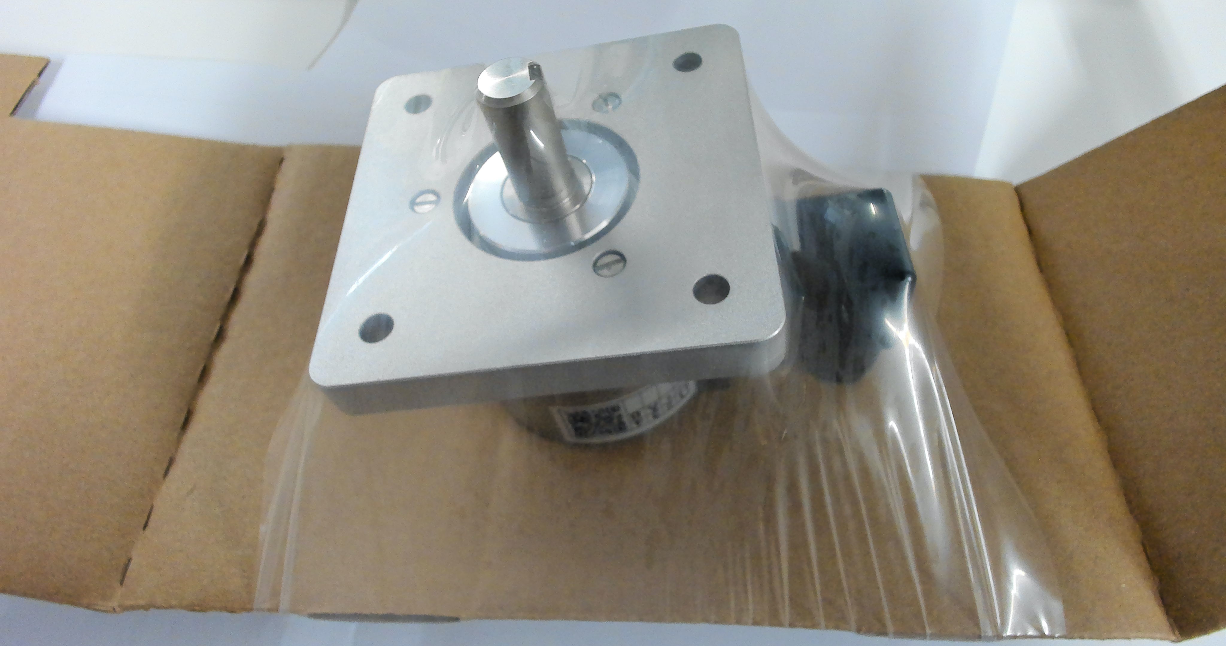 AWI58S-122R051-360