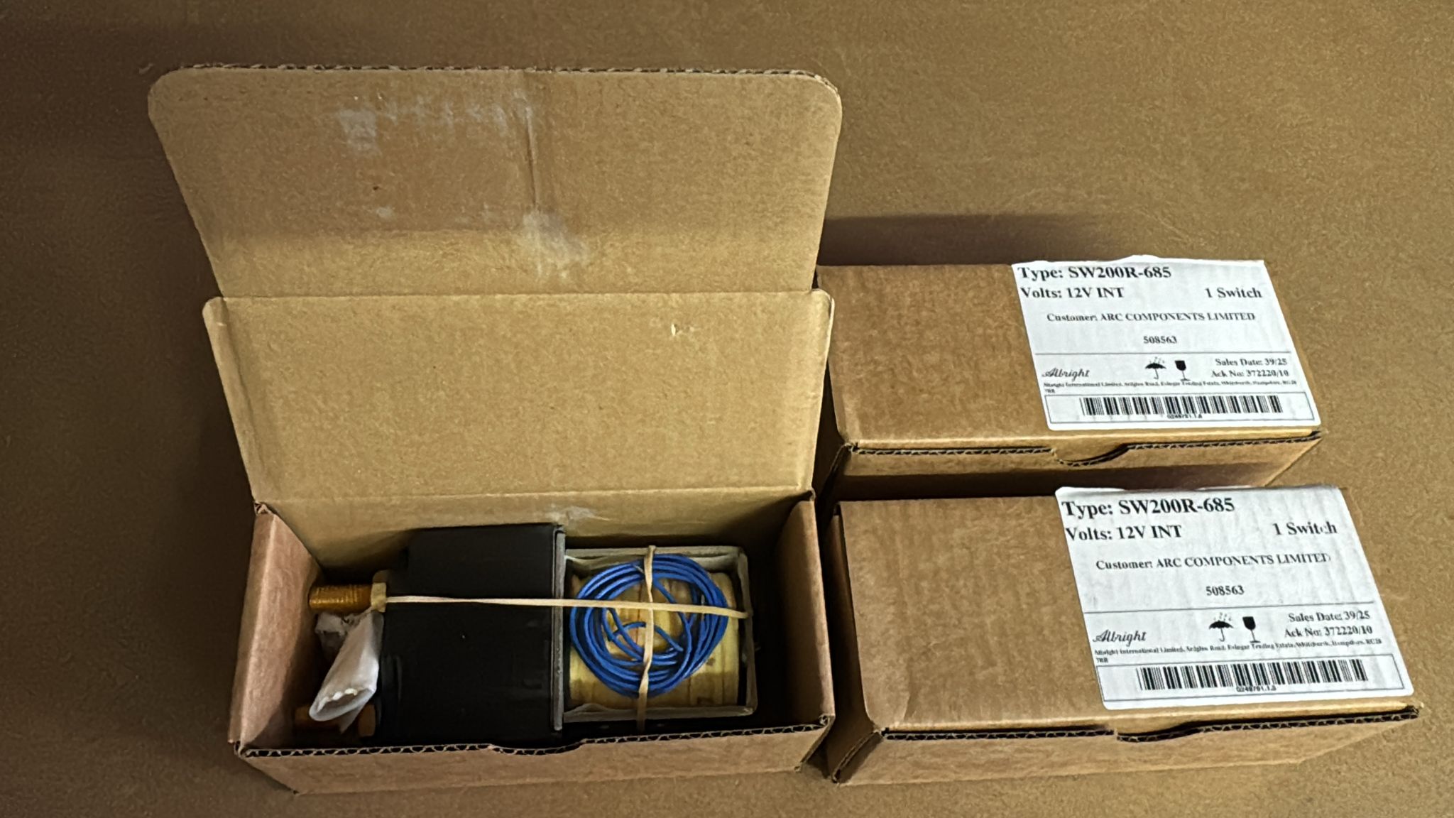 SW200R-685