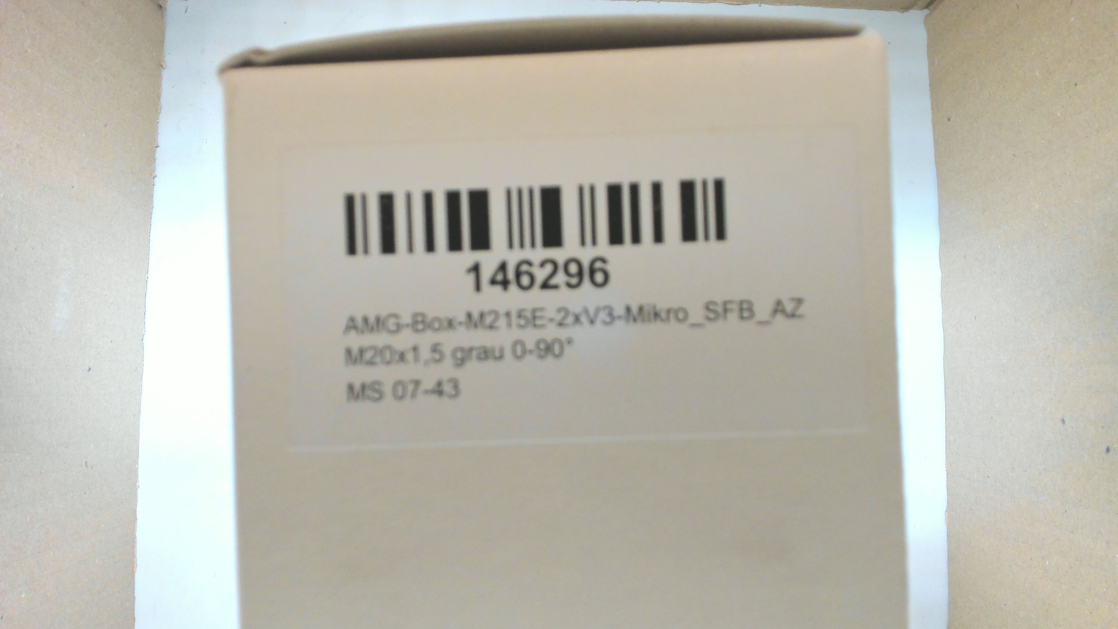 146296 - AMG-Box-M215E-2xV3-Mikro-SFB-AZ