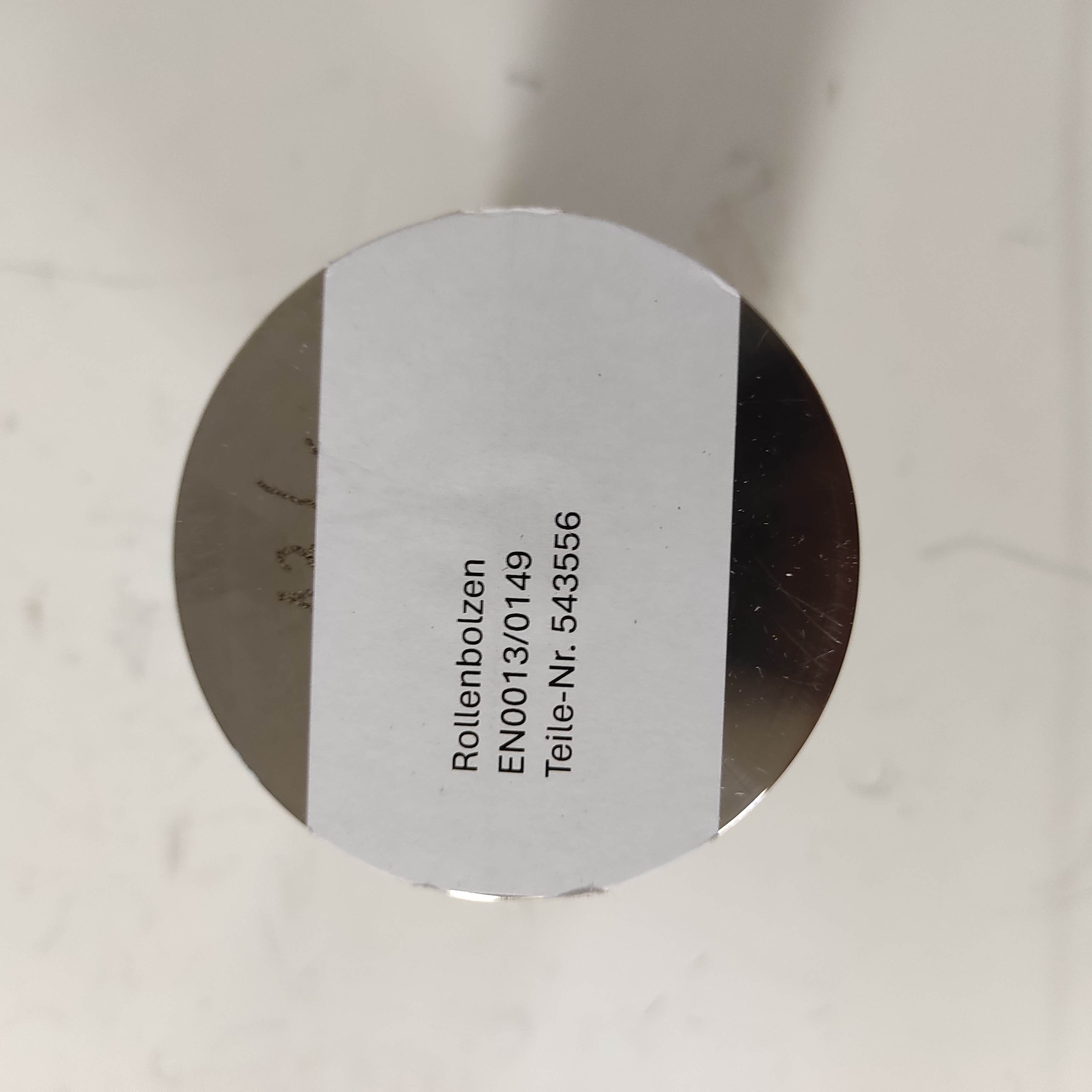 543556