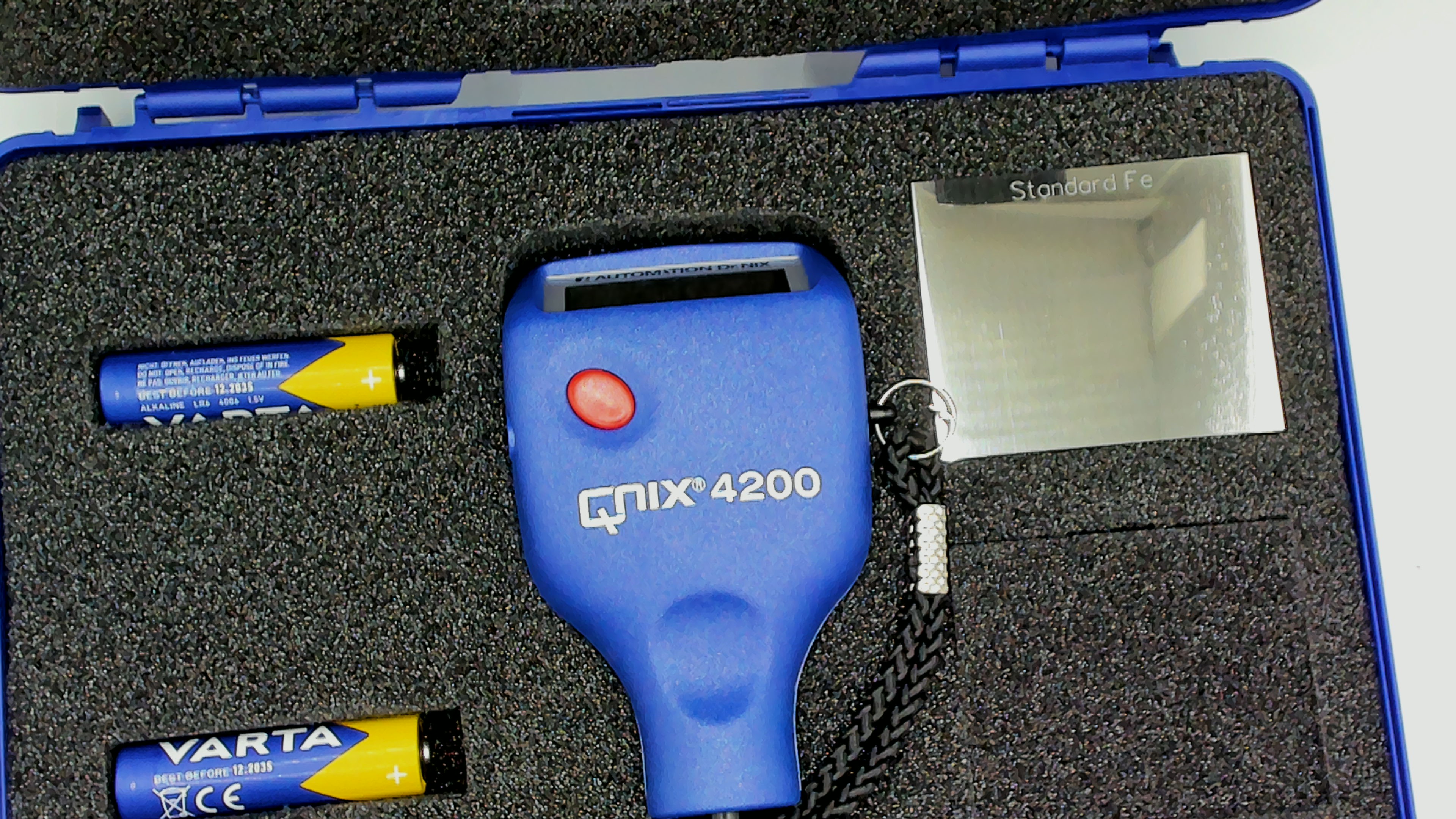 Qnix4200 / 785064