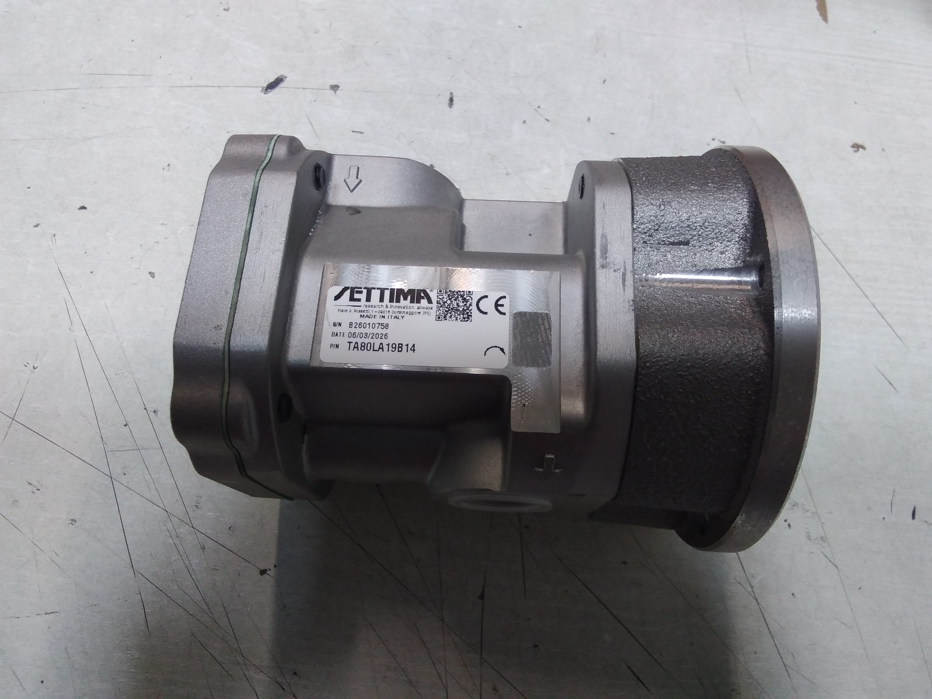 GR40-SMT8B-80L AC19 B14