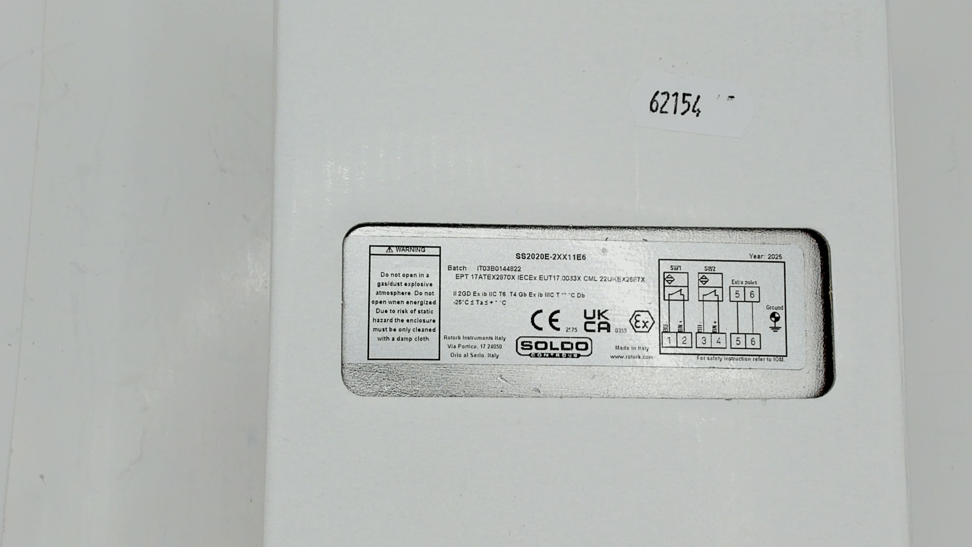 SS2020E-2XX11E6