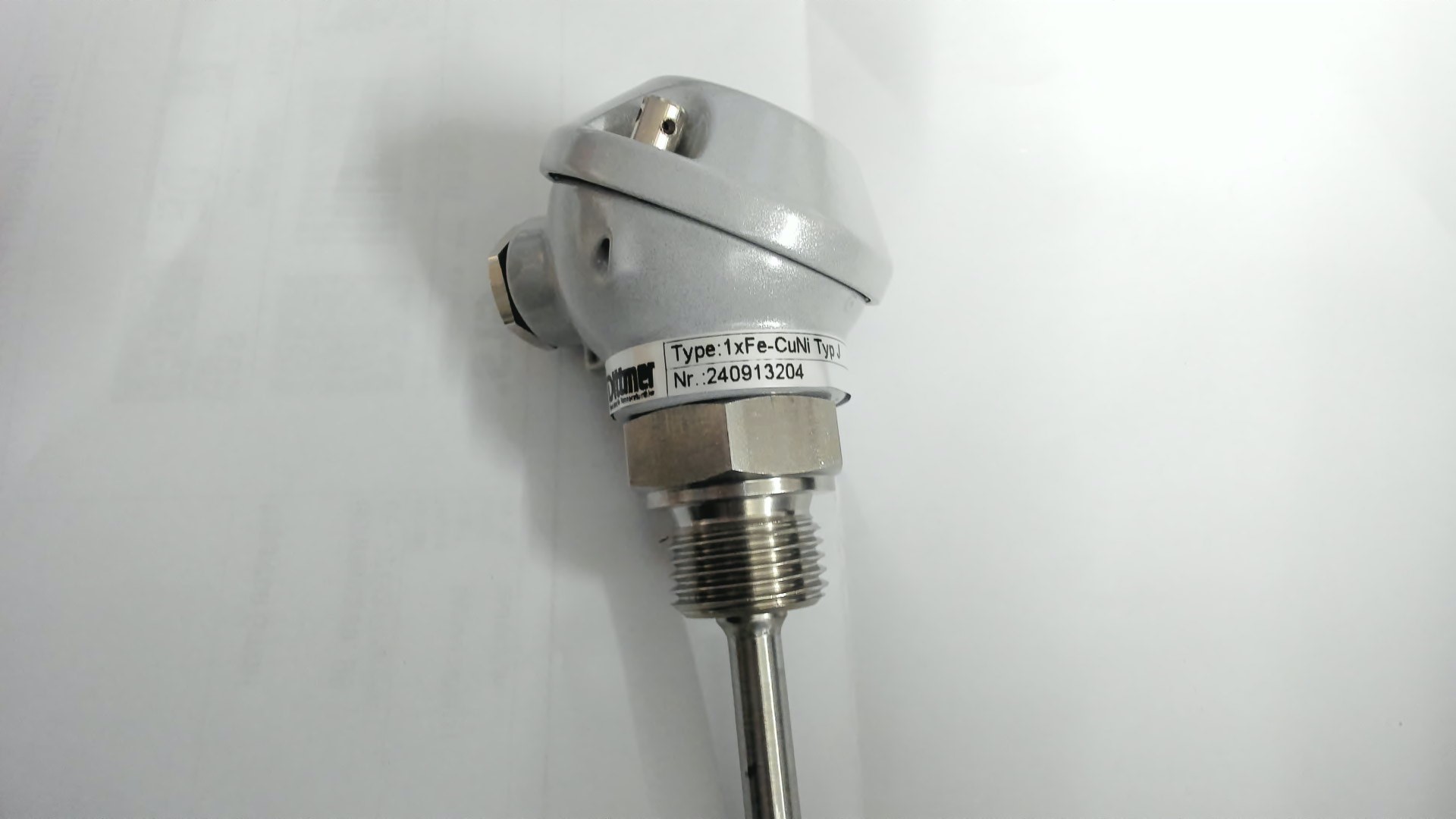 D01/010688