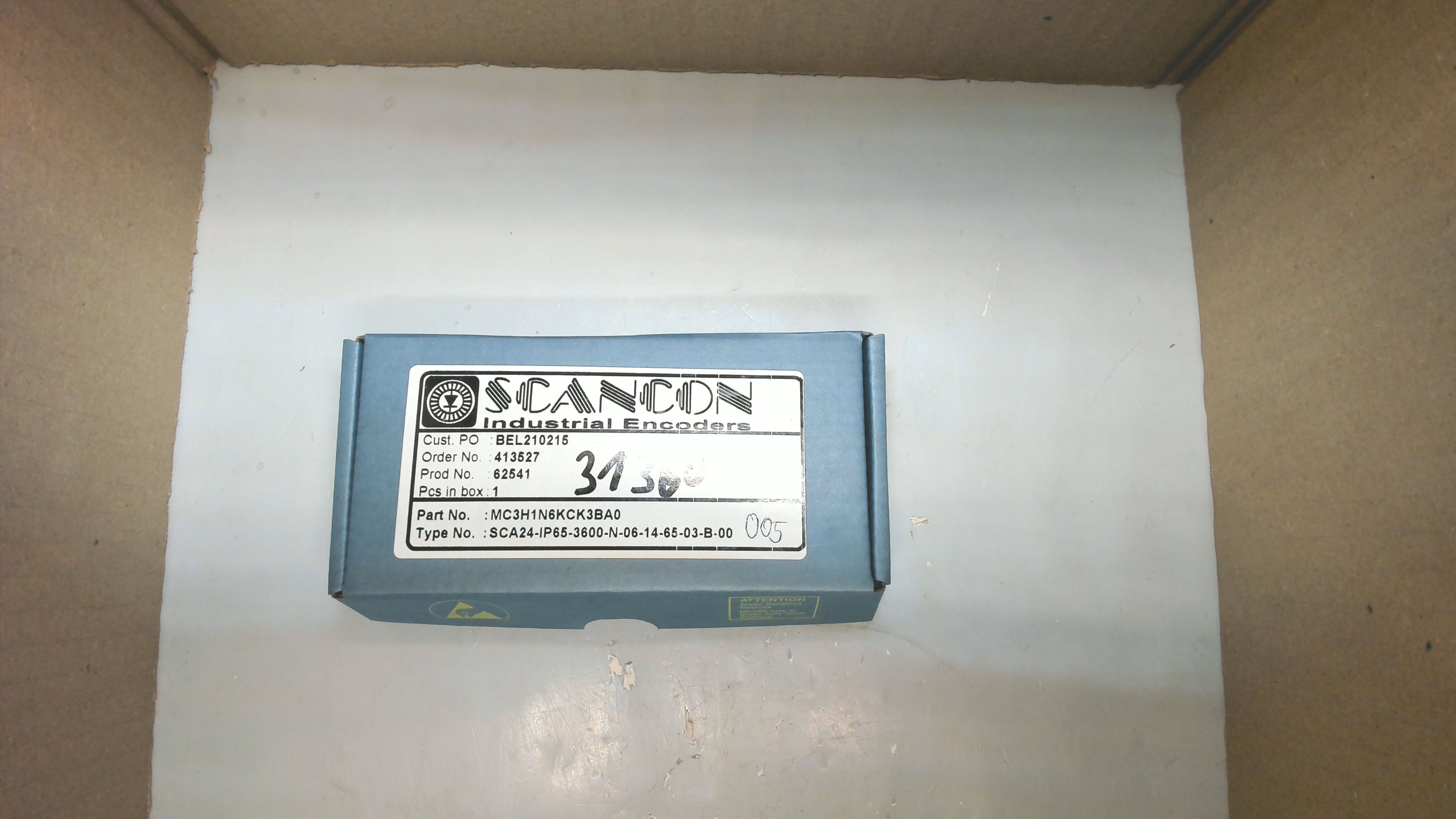 SCA24-IP65-3600-N-06-14-65-03-B-00