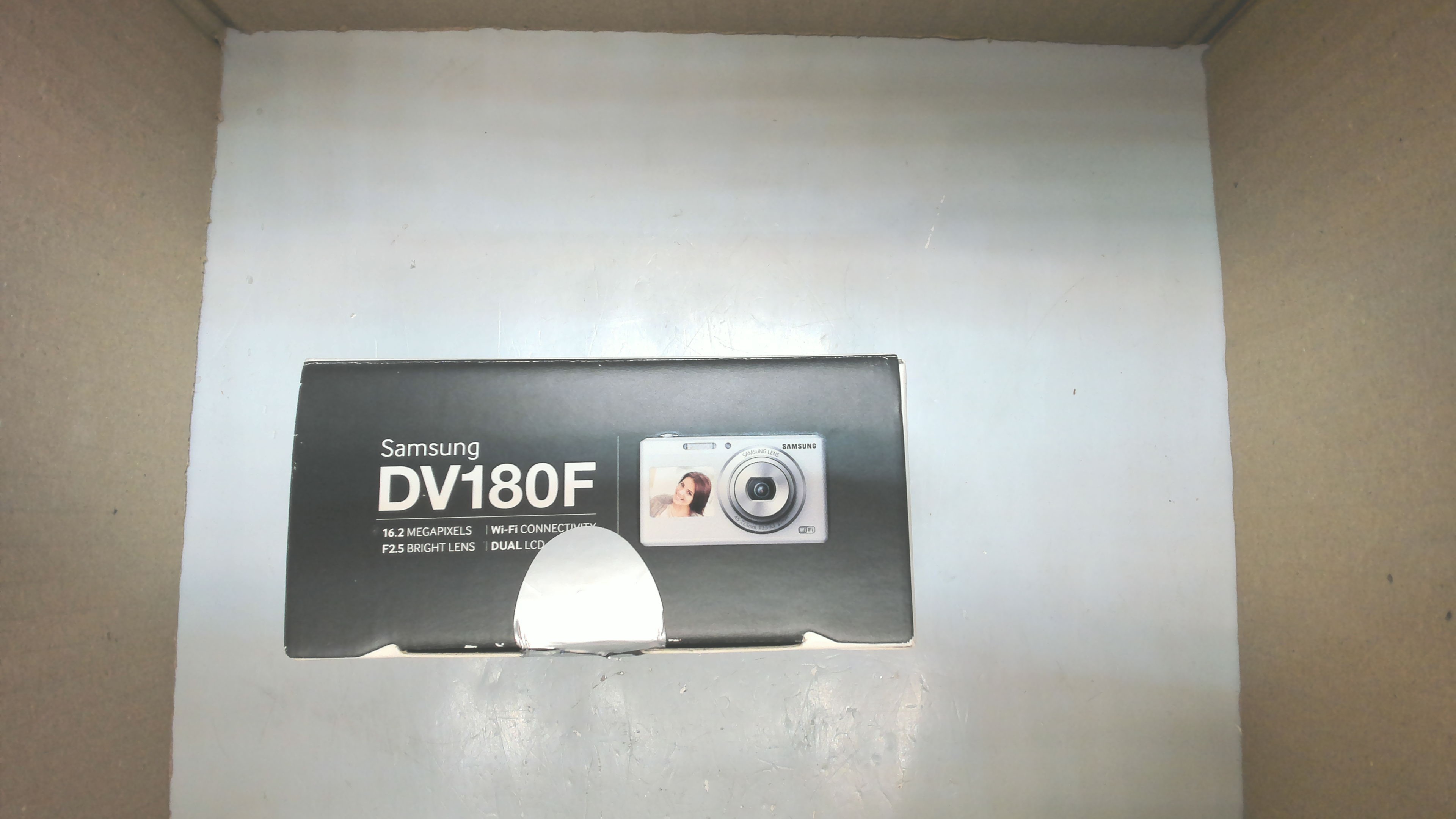 DV180F Digitalkamera Dual View Frontdisplay