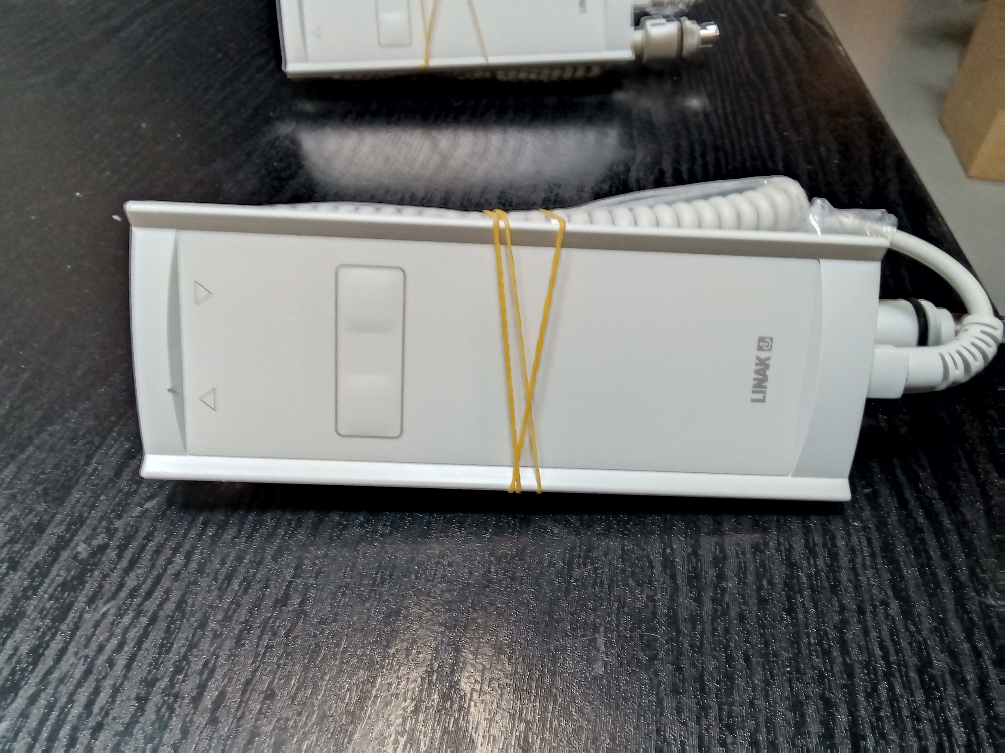 1580069/HB70