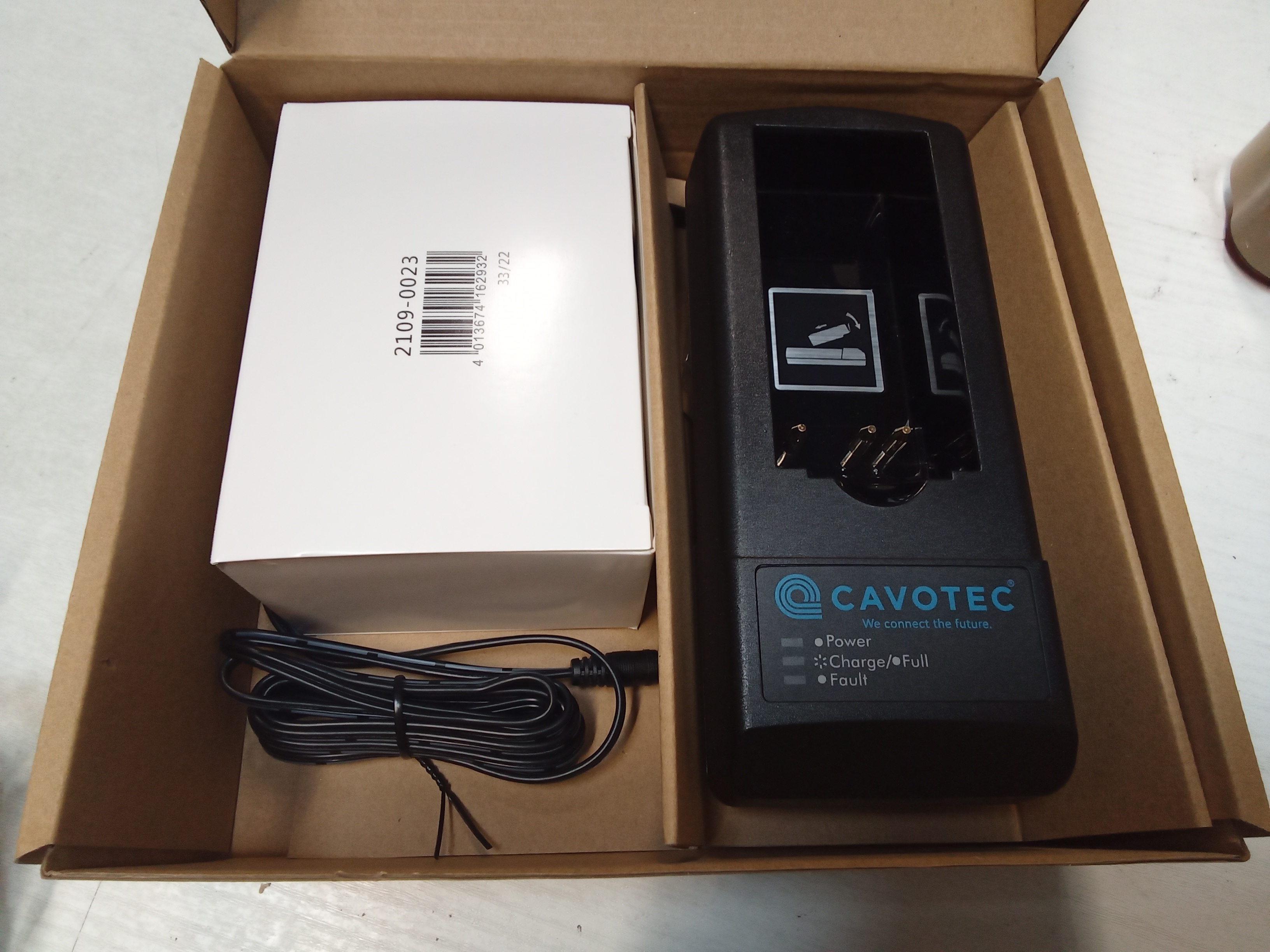 charger for M5-1051-3600