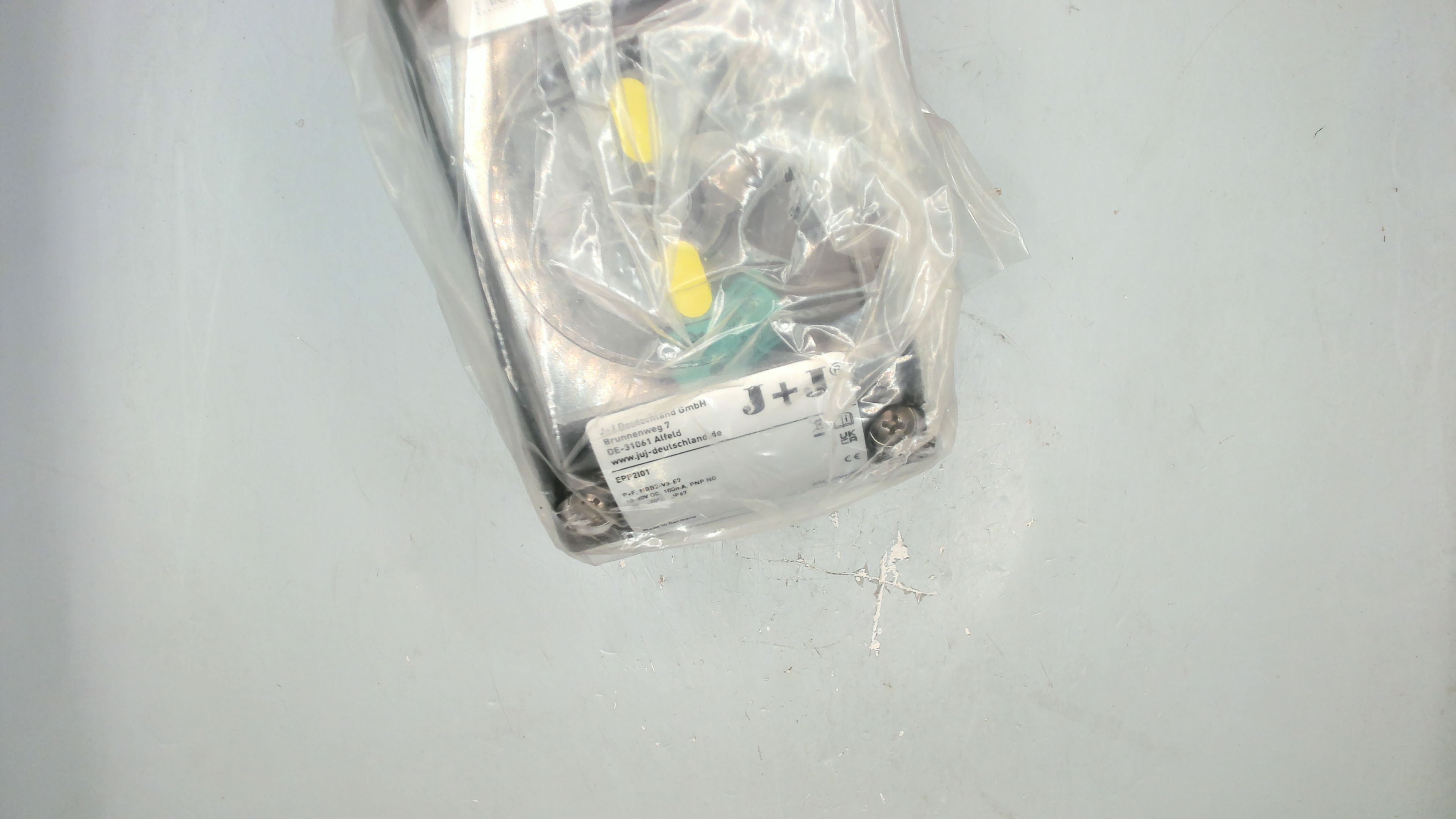 EPP2I02