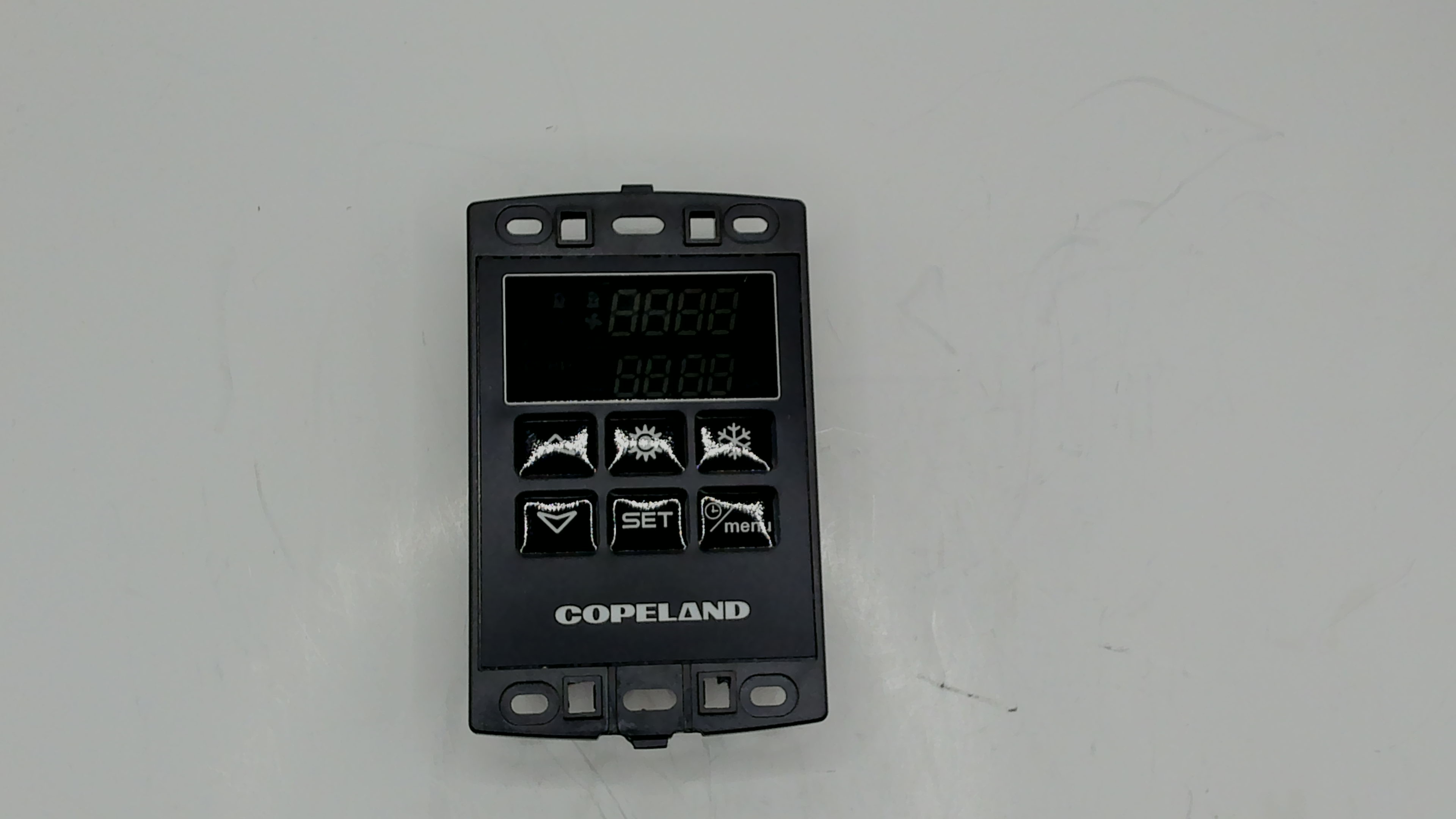 VICX610