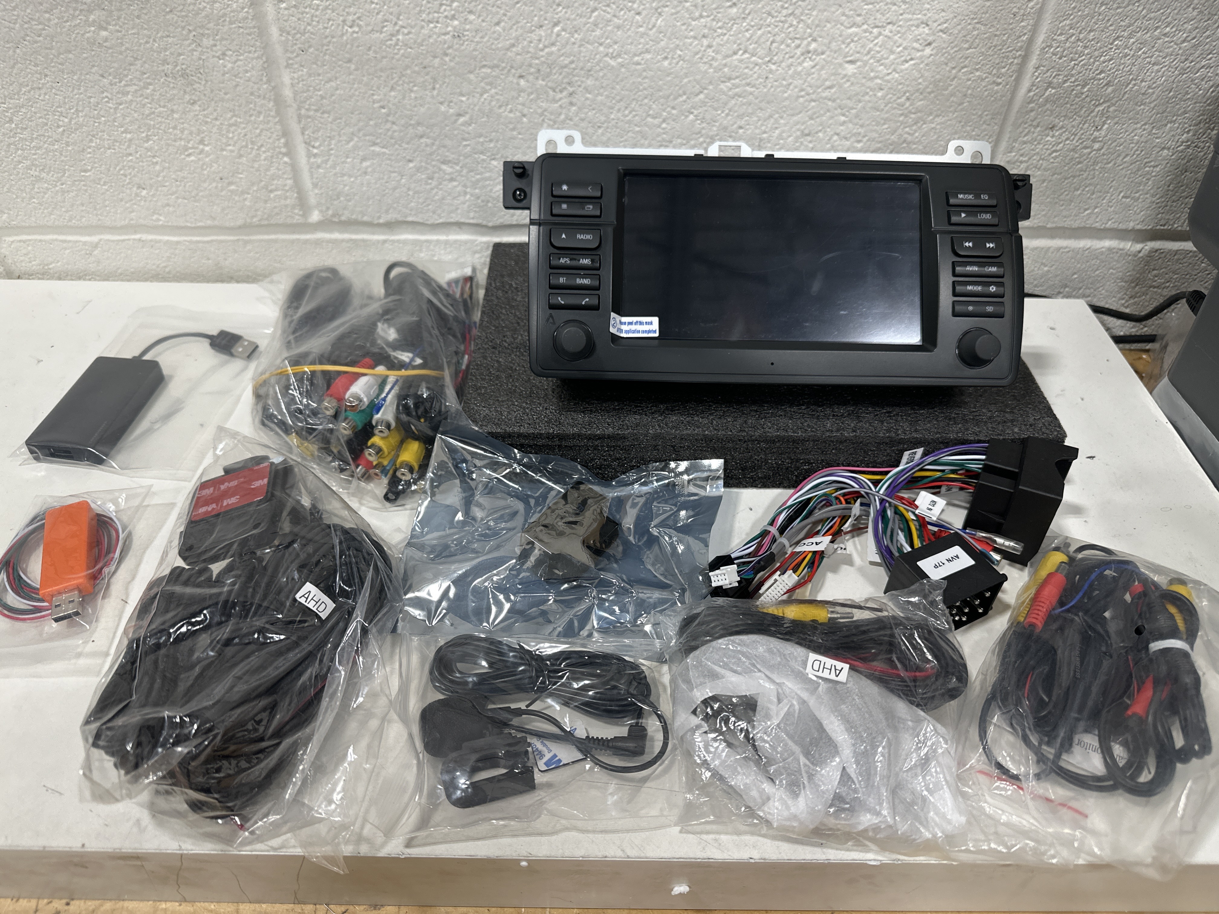 4 Multimedia Navigation System for BMW 3-Series E46 / M3