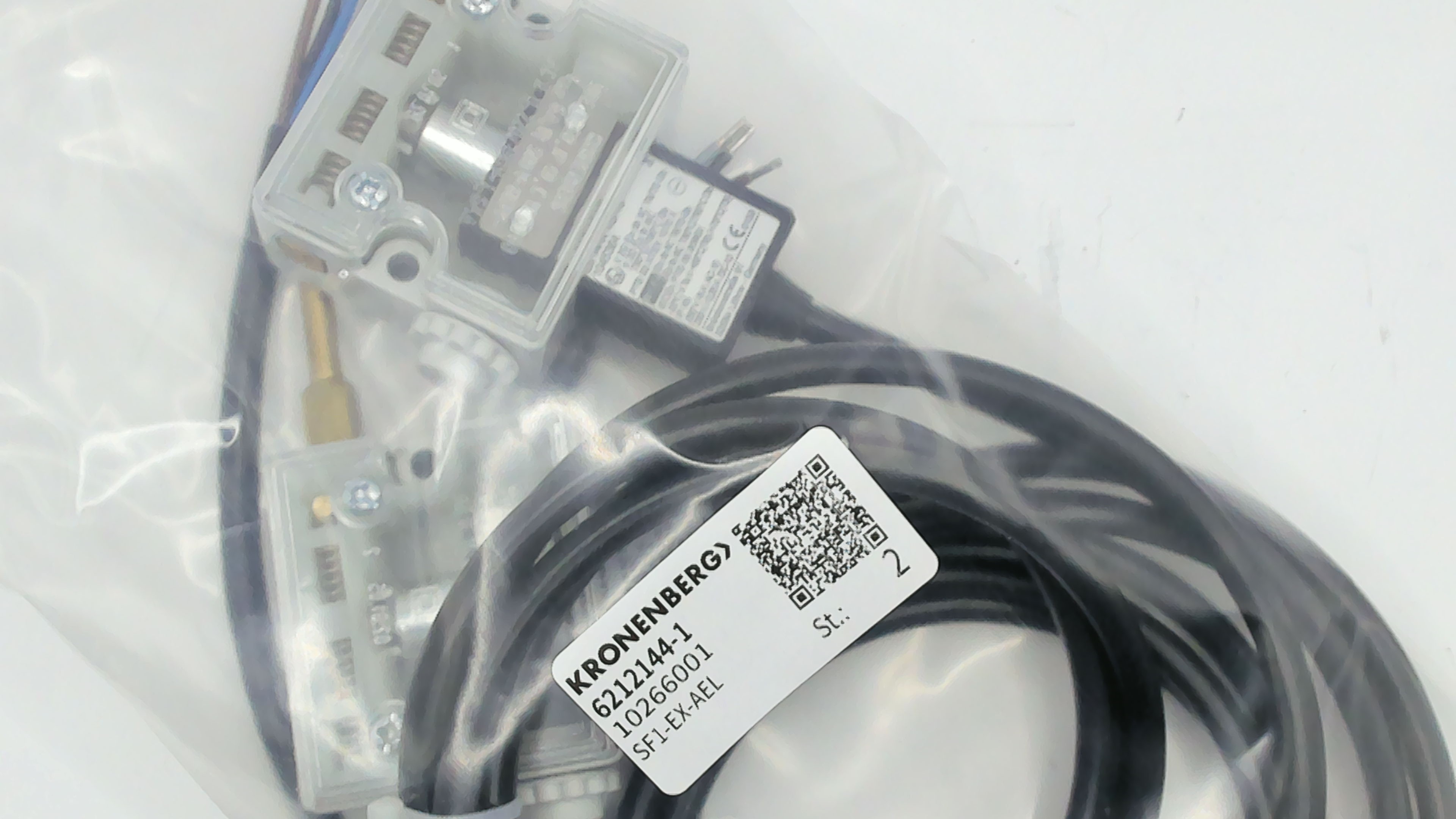 10266001/SF1-EX-AEL