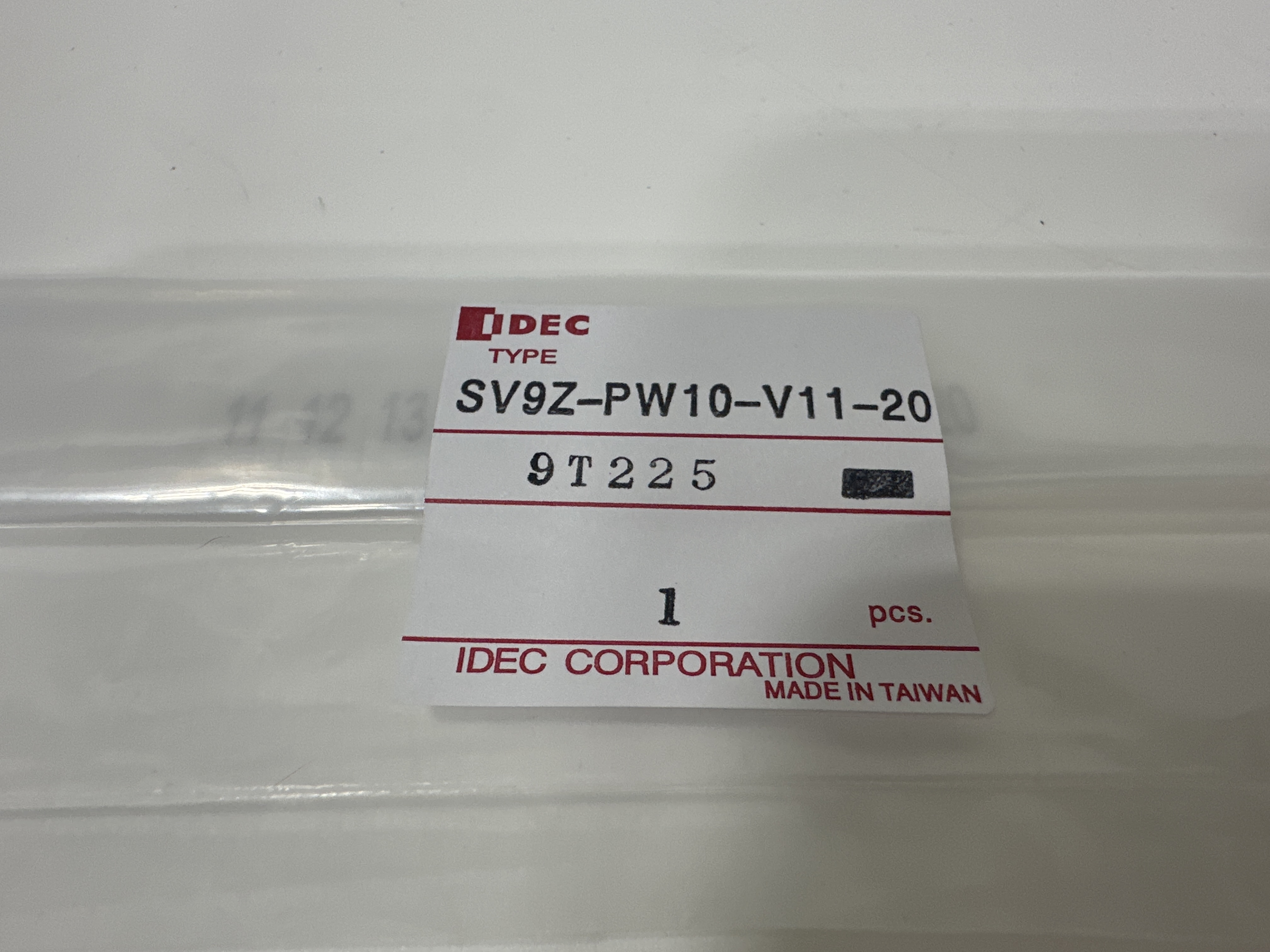 SV9Z-PW10-V11-20