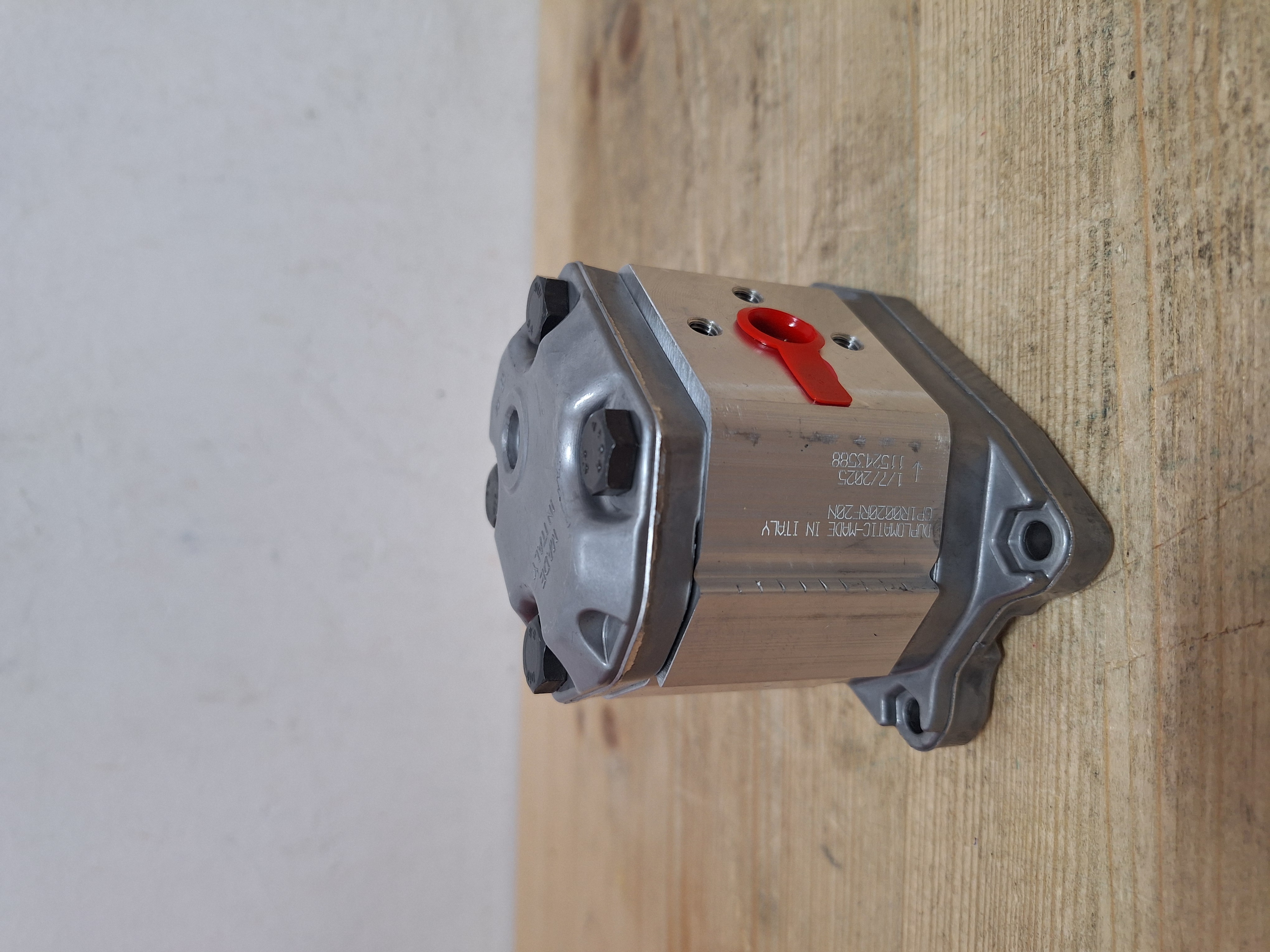 GP1R-0020RF/20N