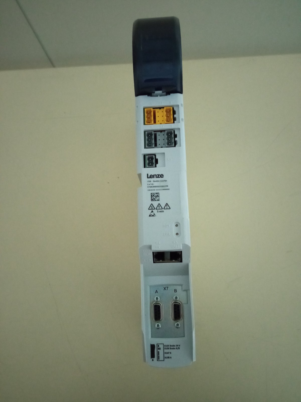 13636330 / E70ACMSE0054SA2ETR