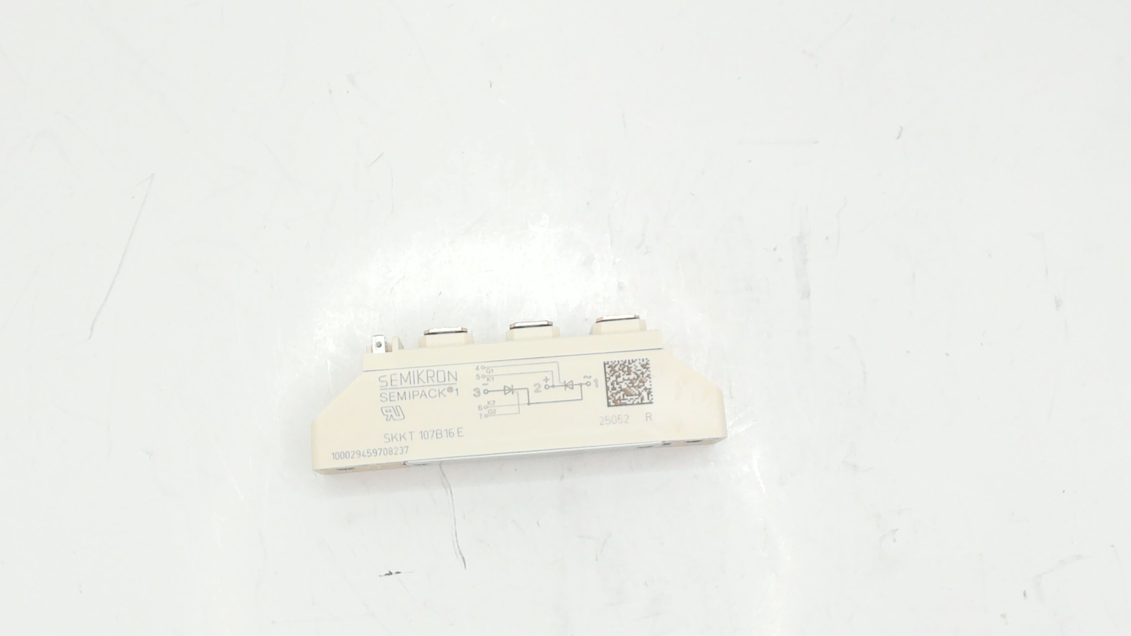 07894822 / SKKT 107B16 E