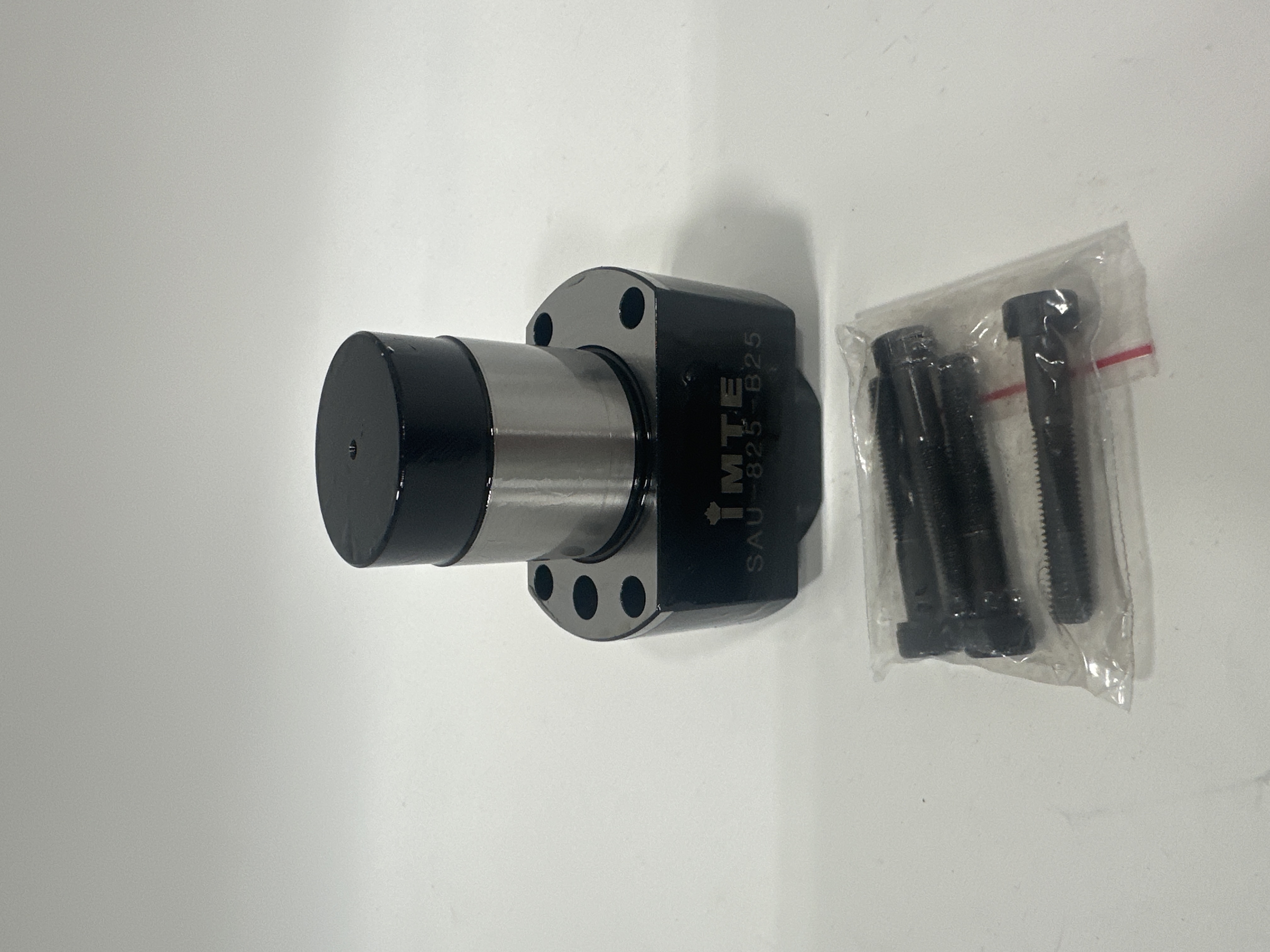 L20-SAU-825-B25