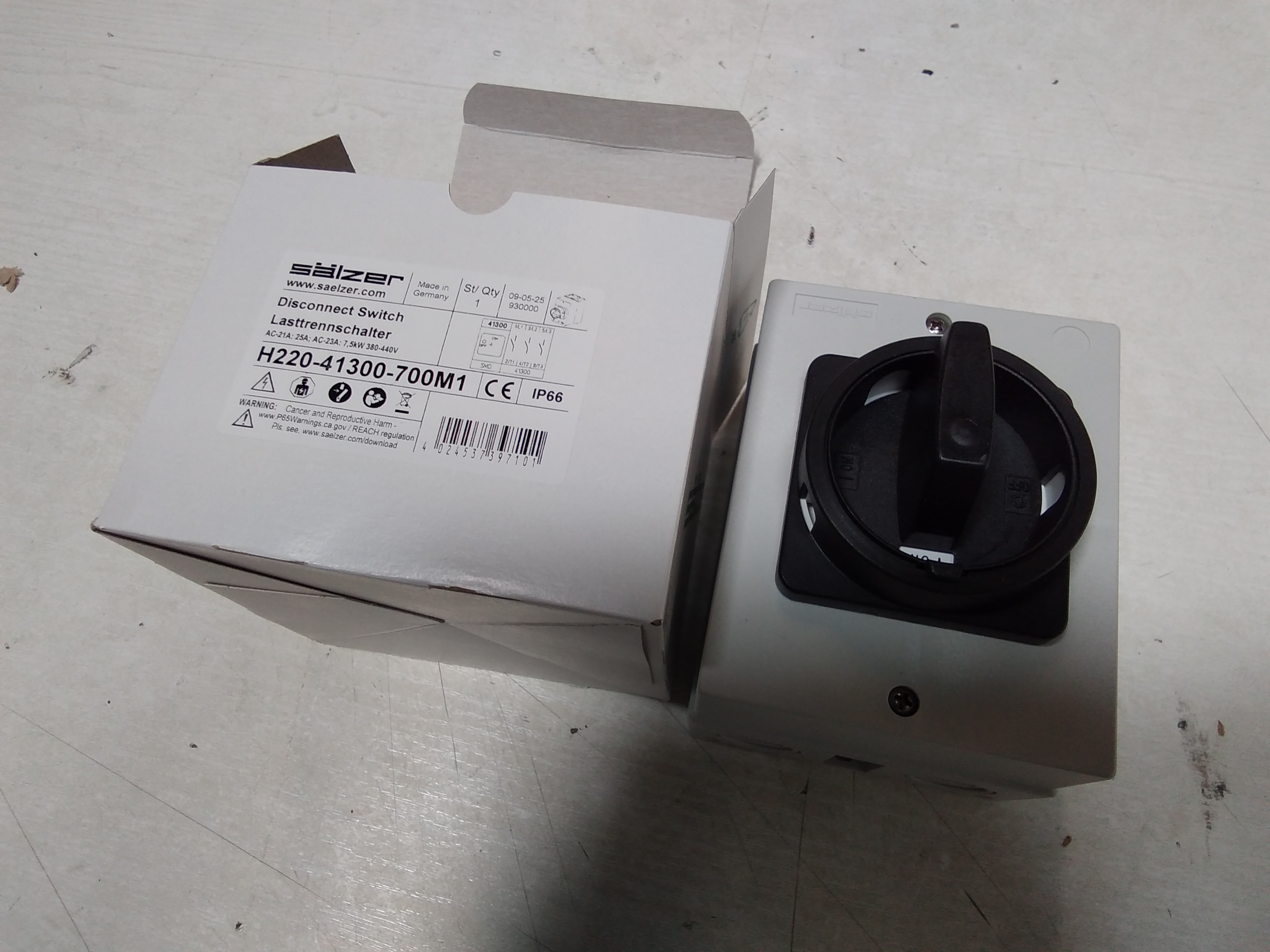 H220-41300-700M1