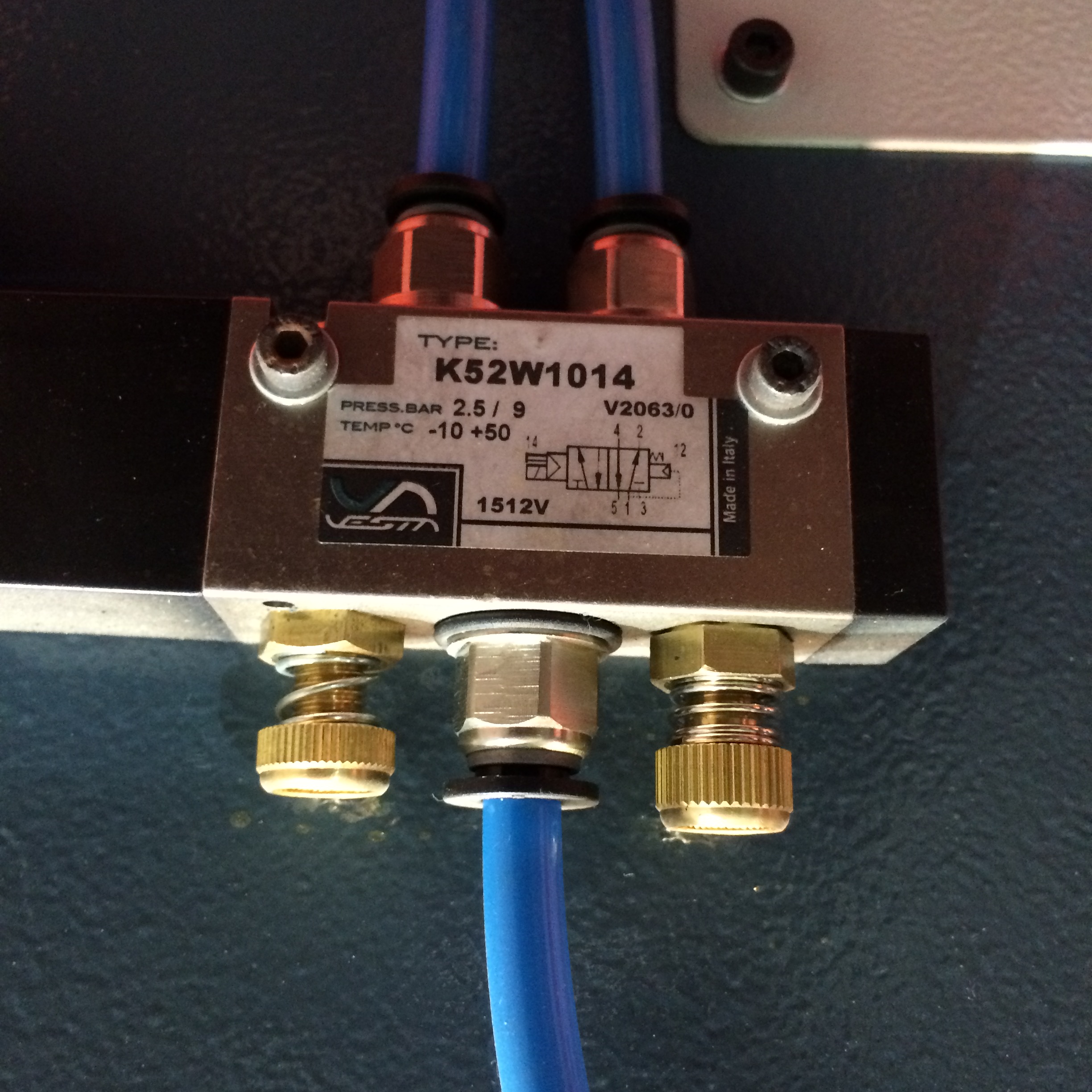K52W1014