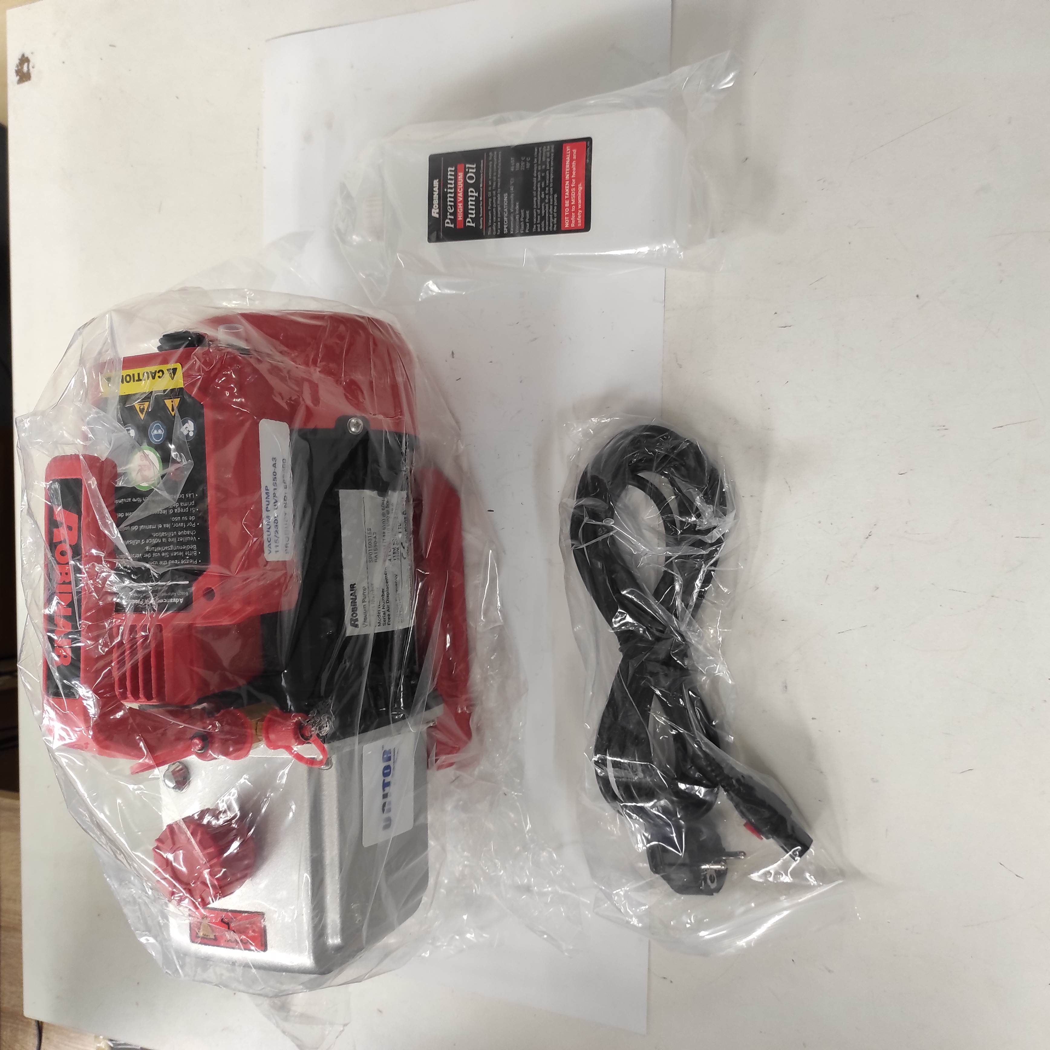 UVP1550-A3/587660 (VACUUM PUMP 115/230V)